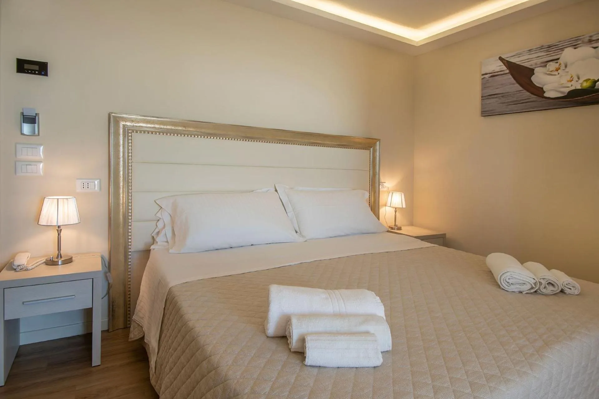 Bedroom, Bed in Hotel Orchidea