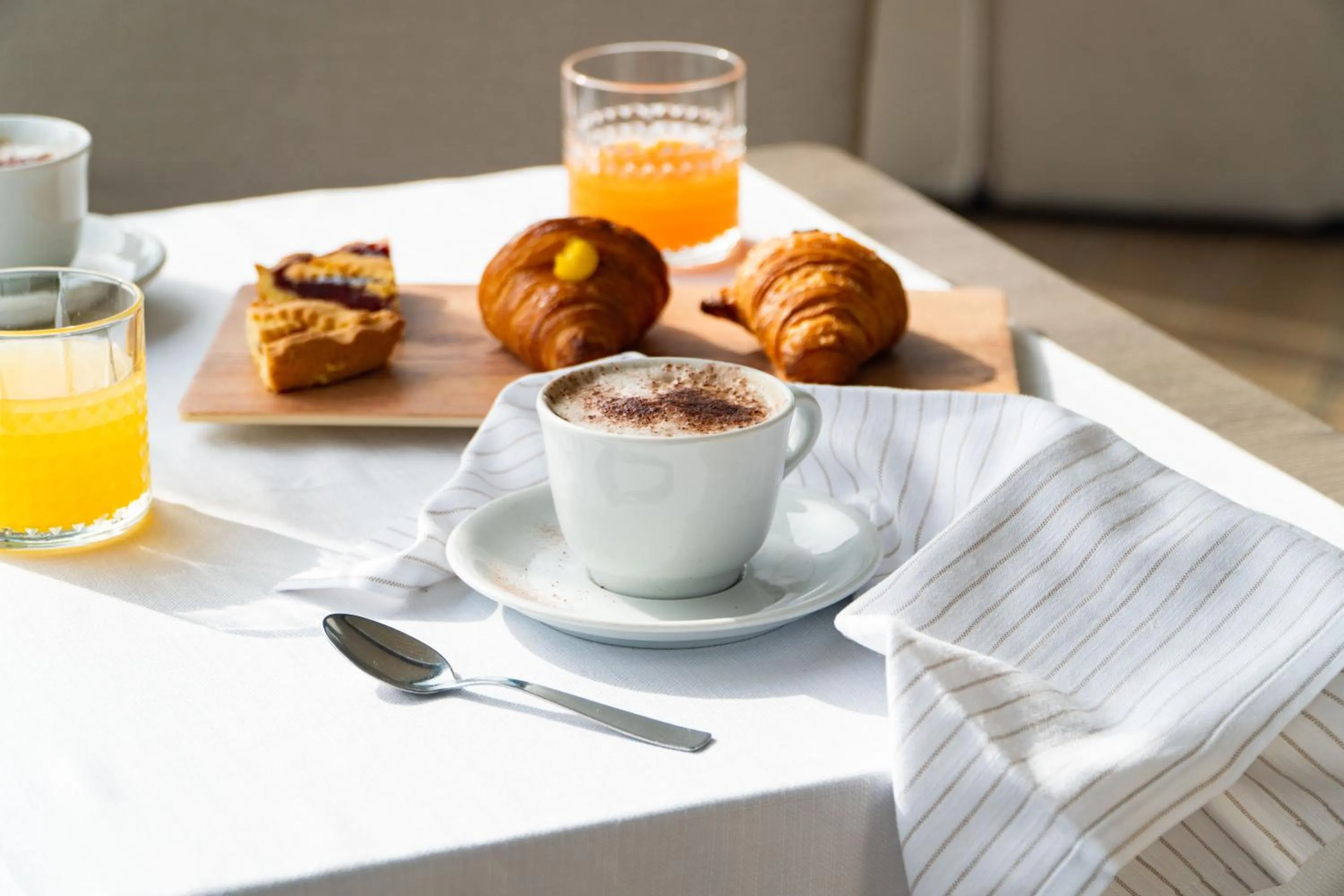 Breakfast in Hotel Orchidea