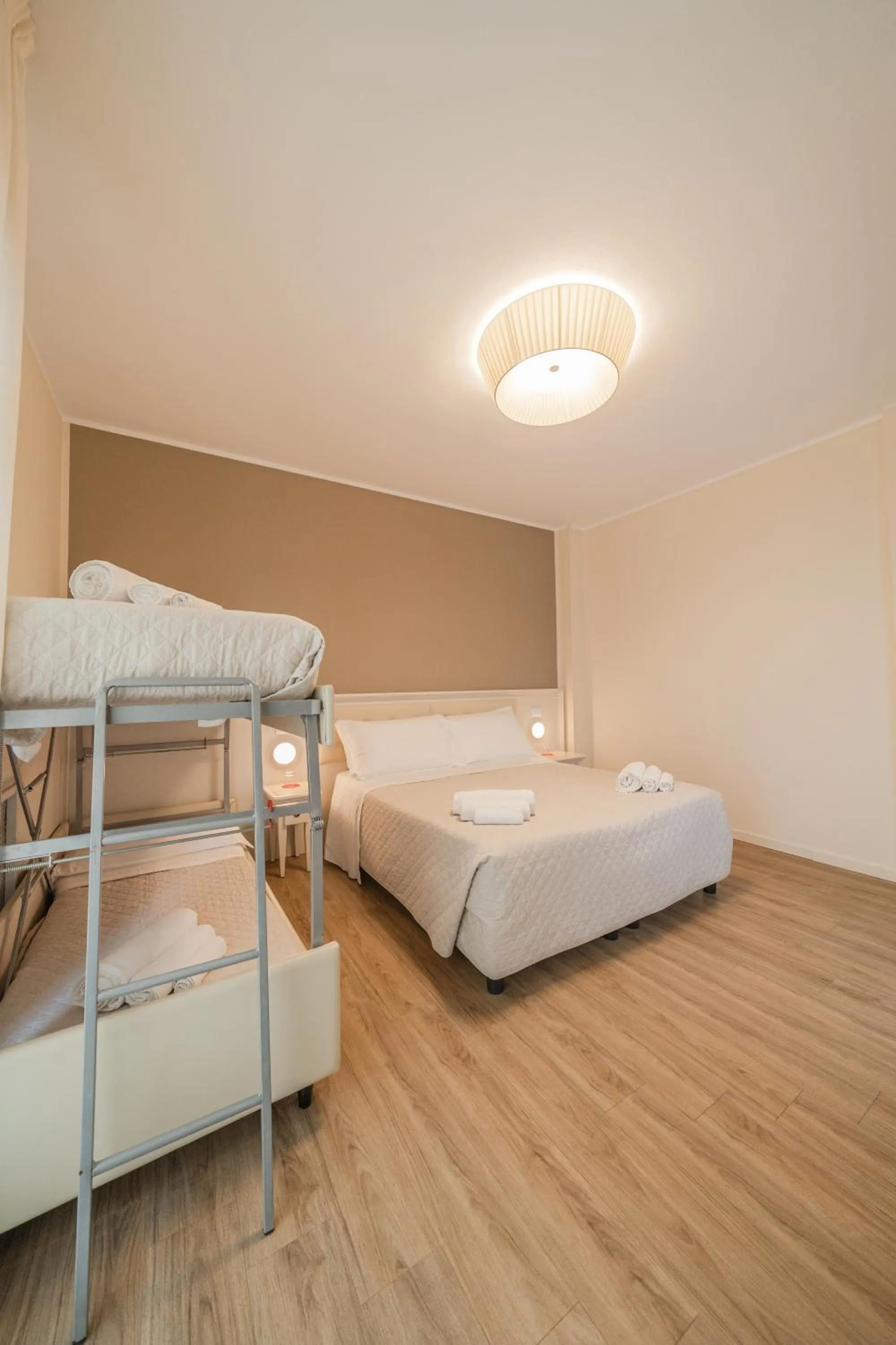 Bedroom, Bed in Hotel Orchidea