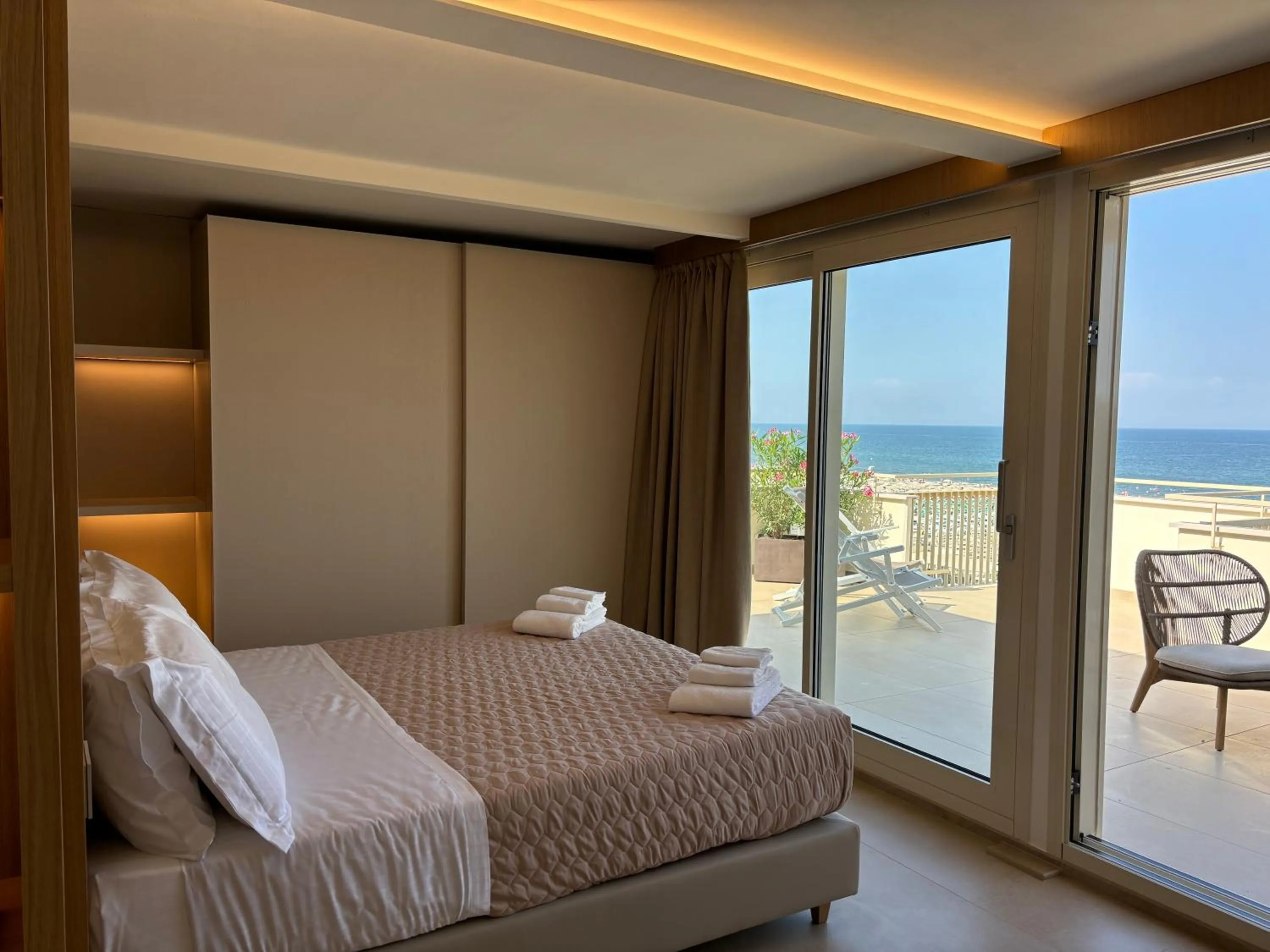 Bedroom, Bed in Hotel Orchidea