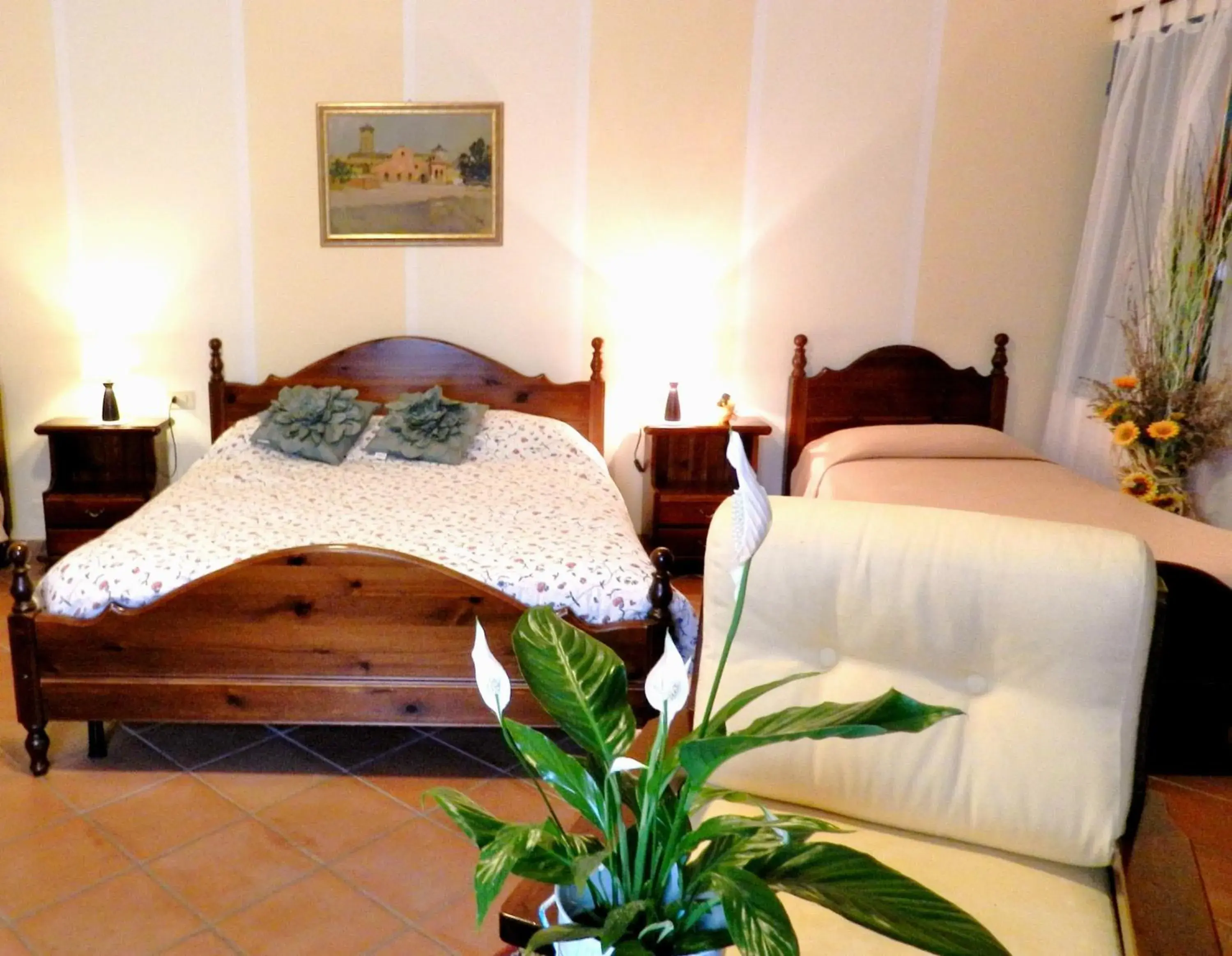 Photo of the whole room, Bed in Hotel Rurale Canneviè Photo of the whole room, Bed in Hotel Rurale Canneviè