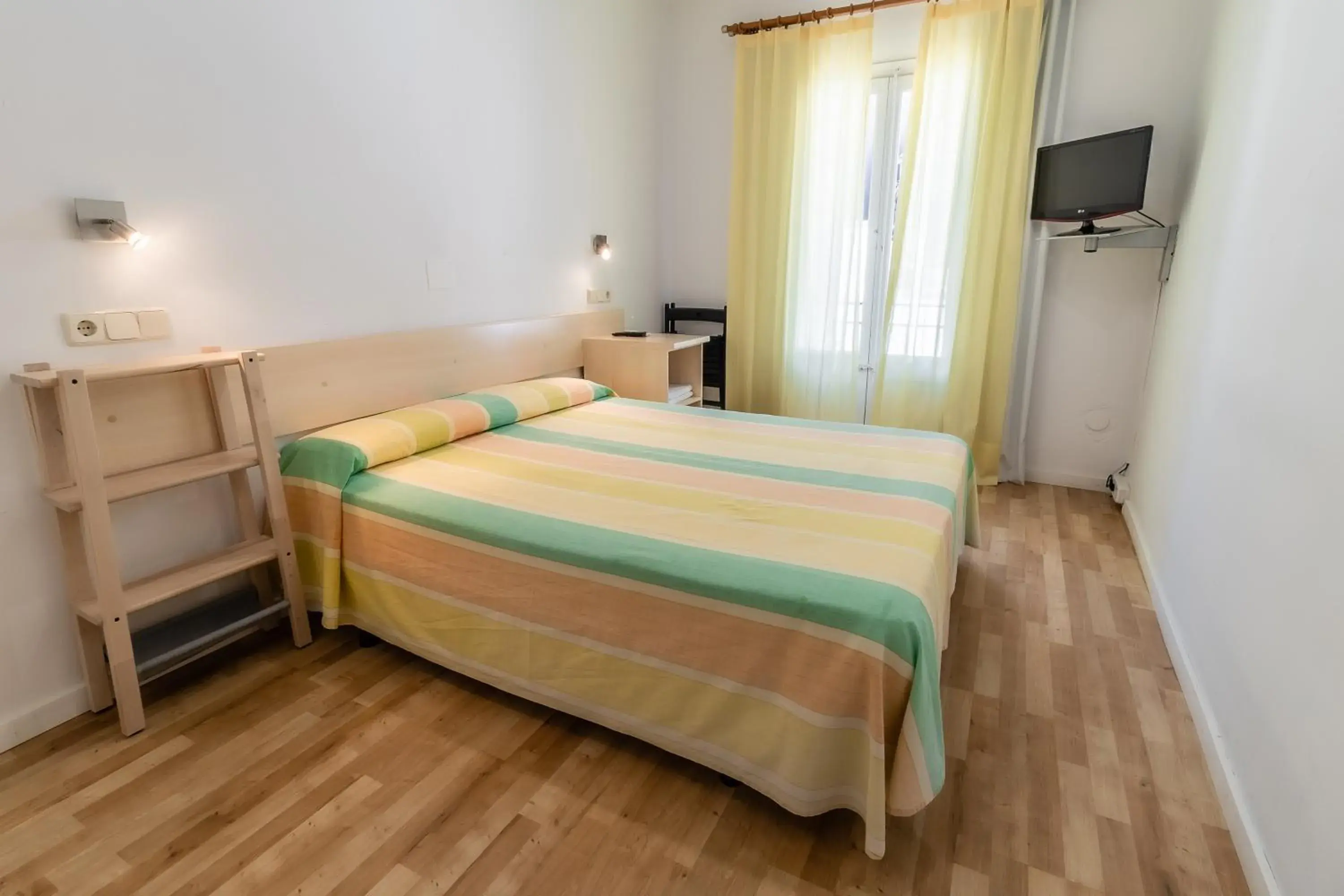 Double Room with Balcony in Fonda Can Dalfo by Vivere Stays Double Room with Balcony in Fonda Can Dalfo by Vivere Stays