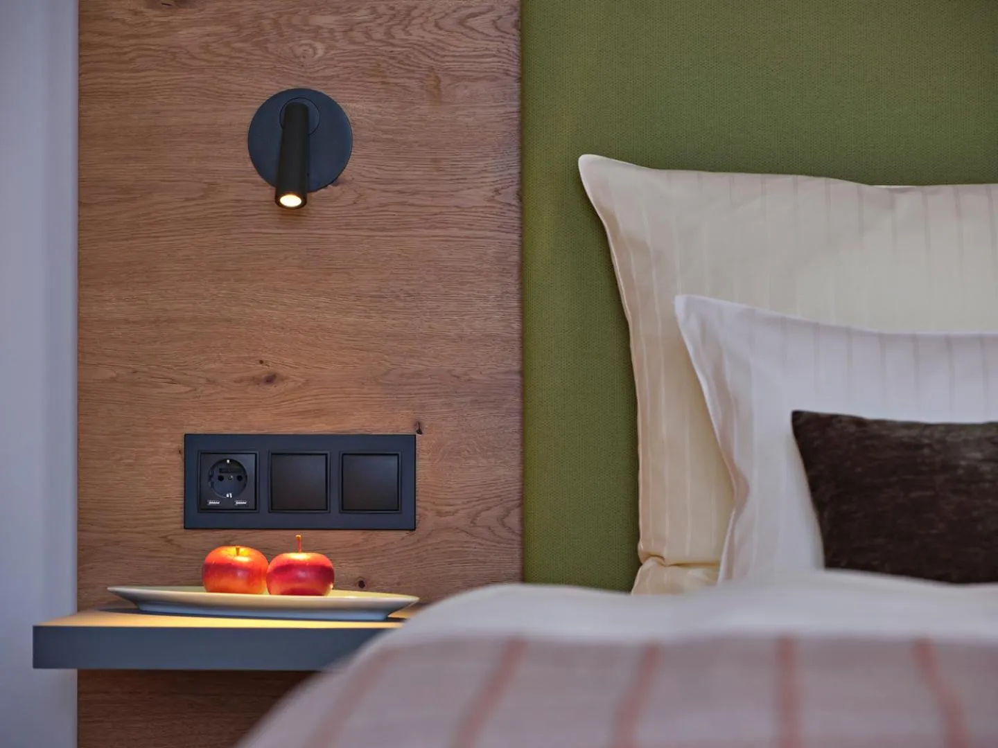 Bed in Hotel Restaurant Burg-Klause