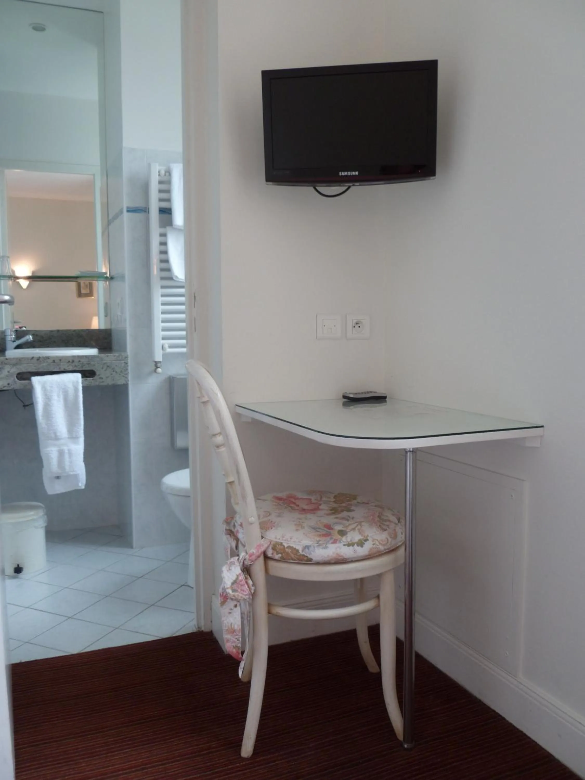 Decorative detail in Hôtel Maïtagaria