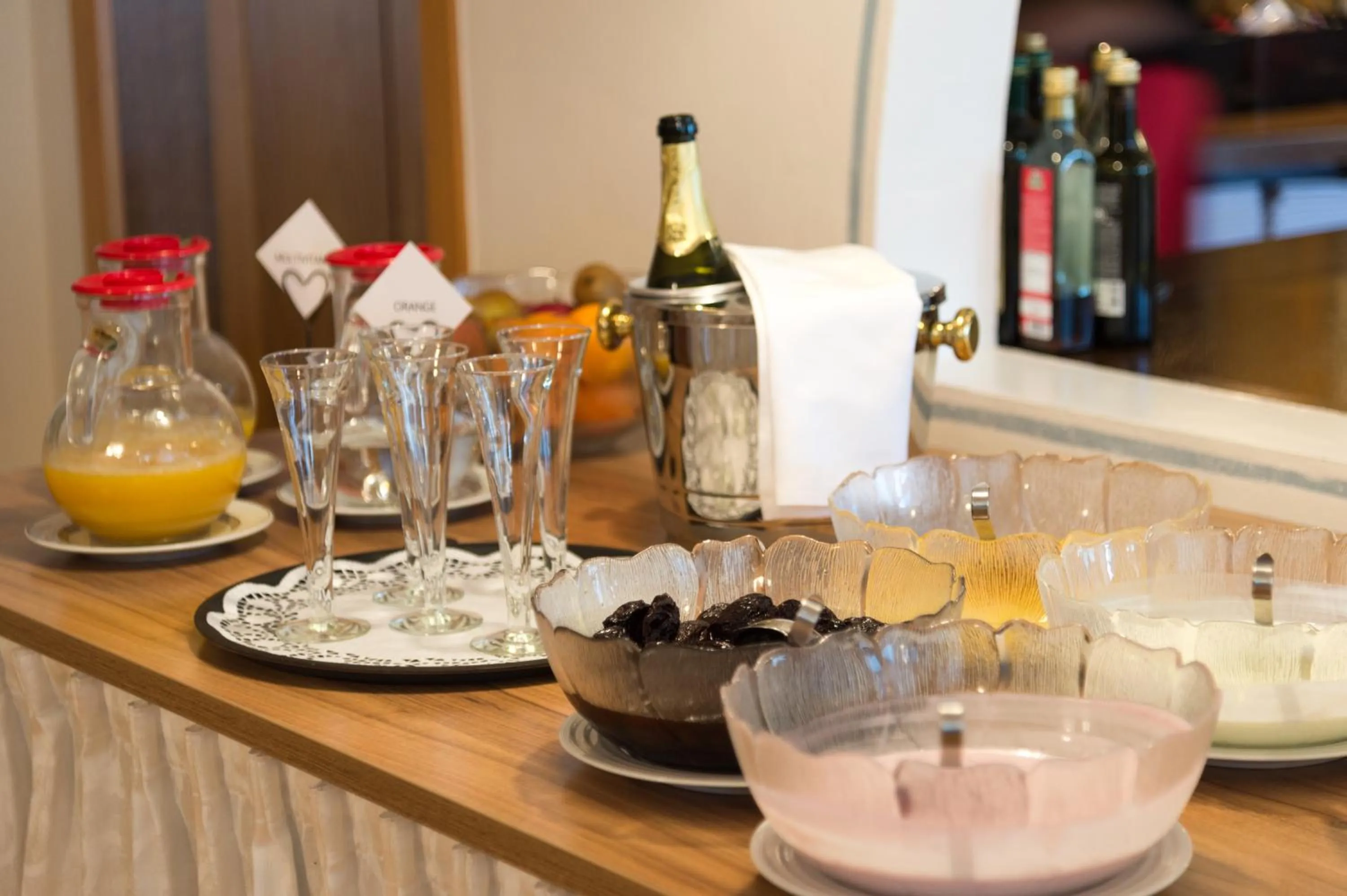 Food and drinks in Hotel Mirabell