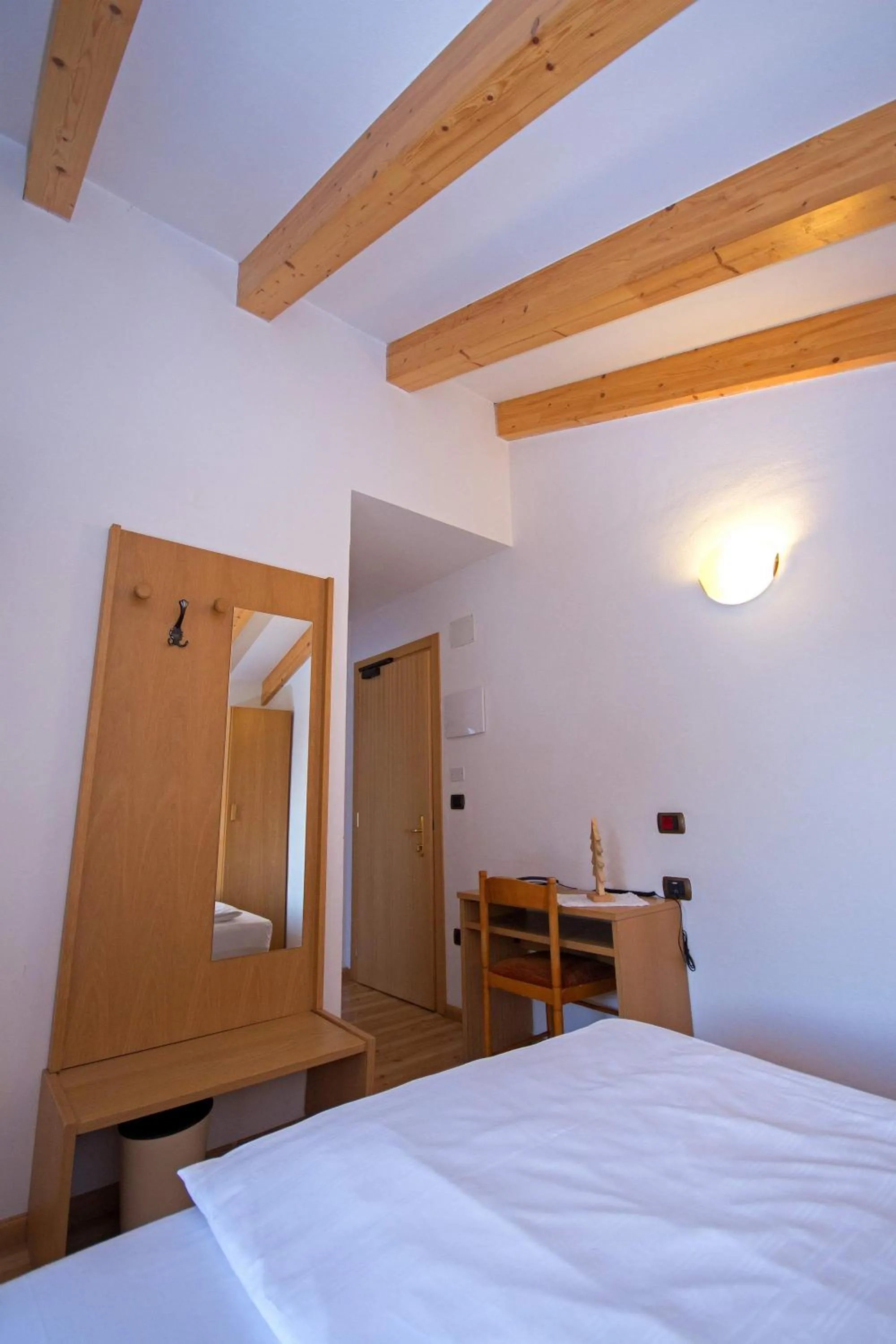 Photo of the whole room, Bed in Hotel Miravalle