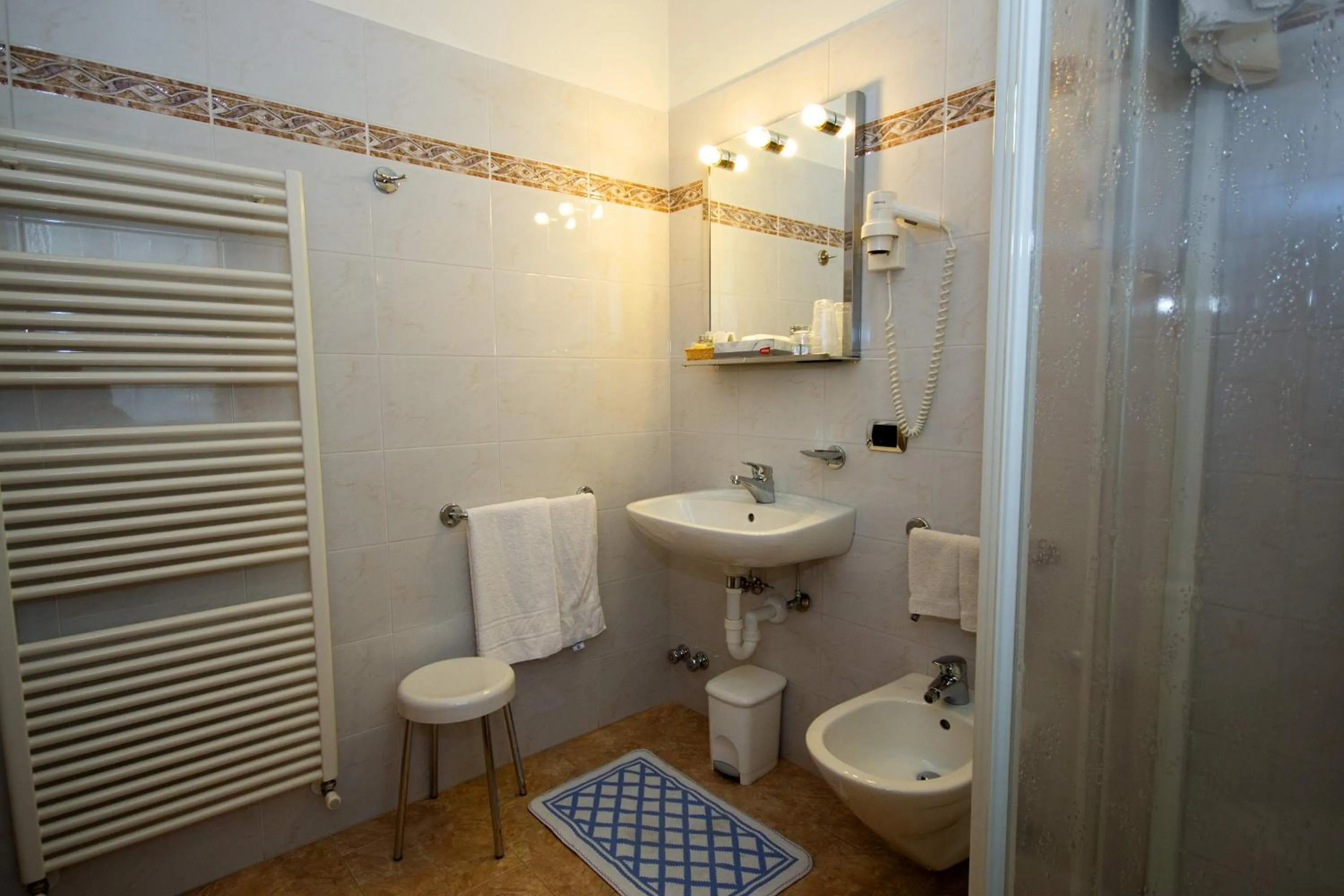 Bathroom in Hotel Miravalle