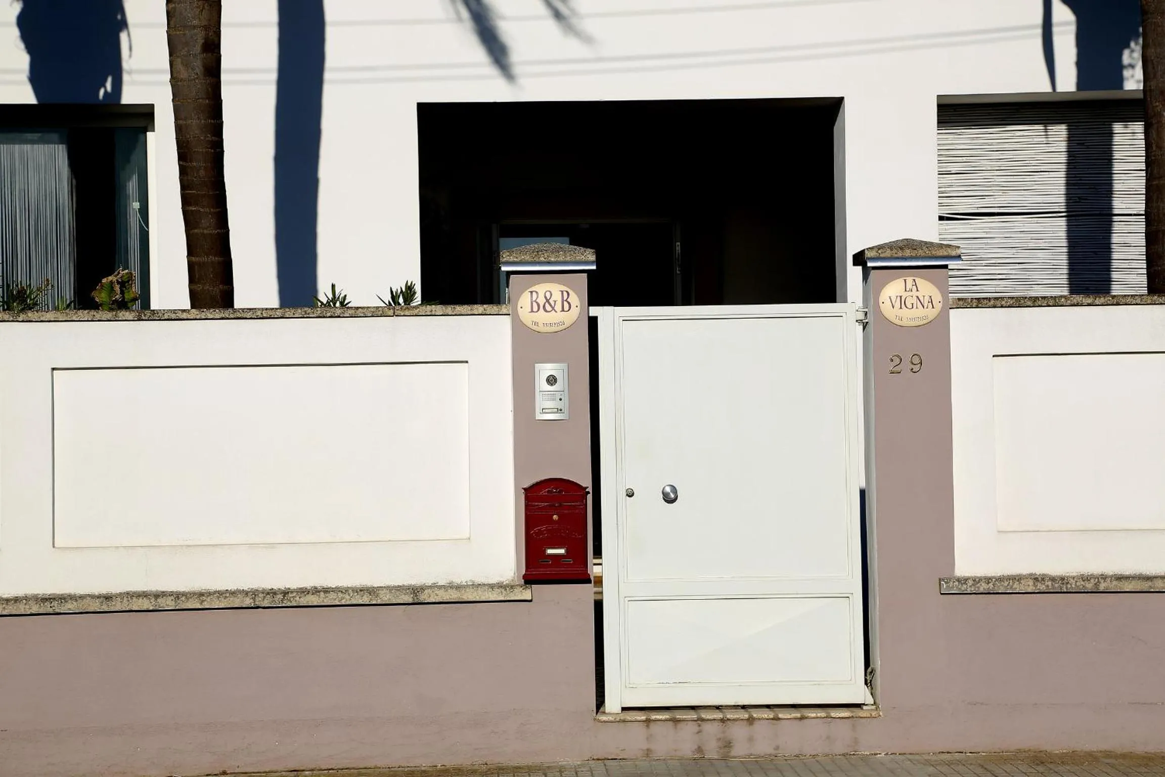 Facade/entrance in Eco Green La Vigna