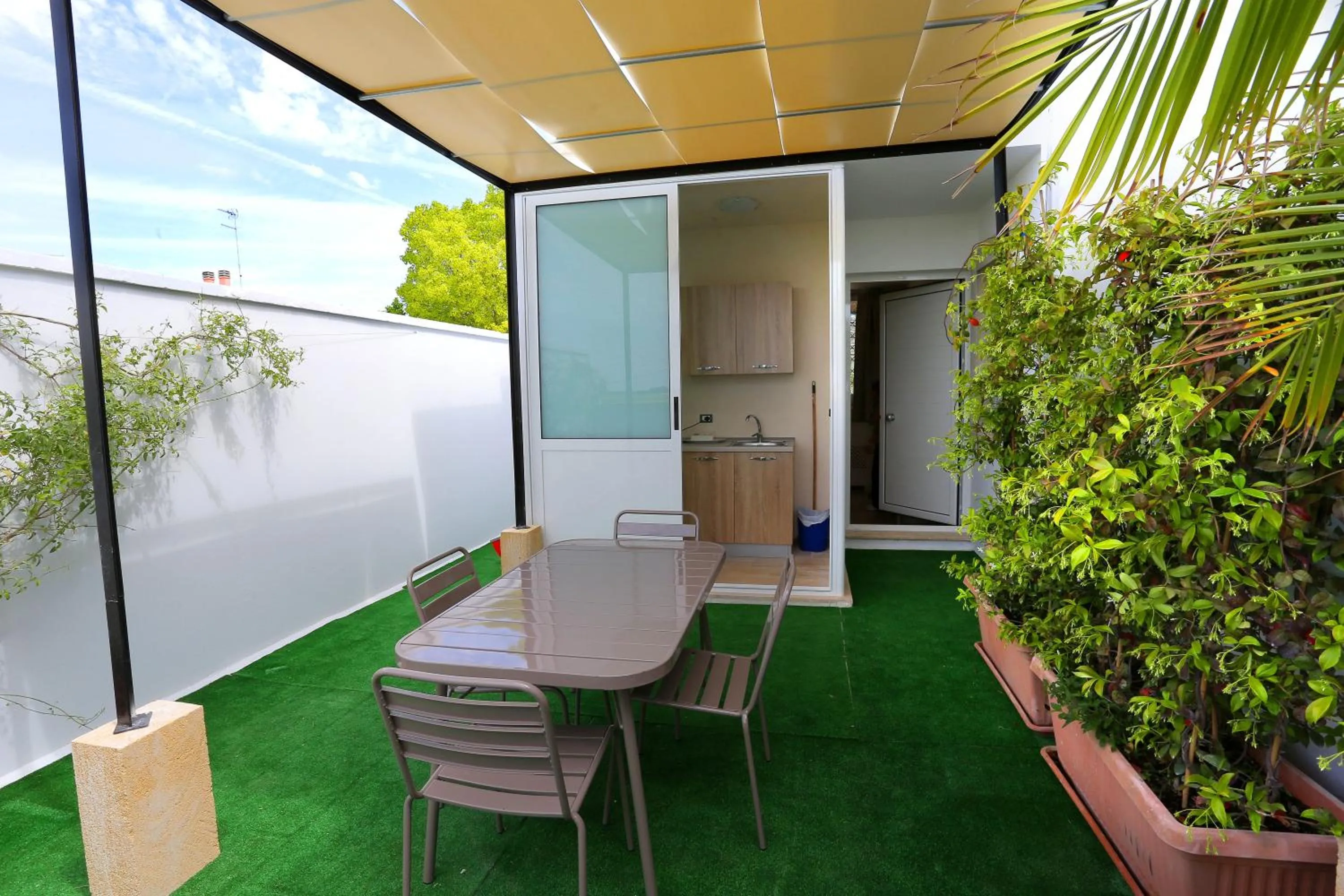 Balcony/Terrace in Eco Green La Vigna