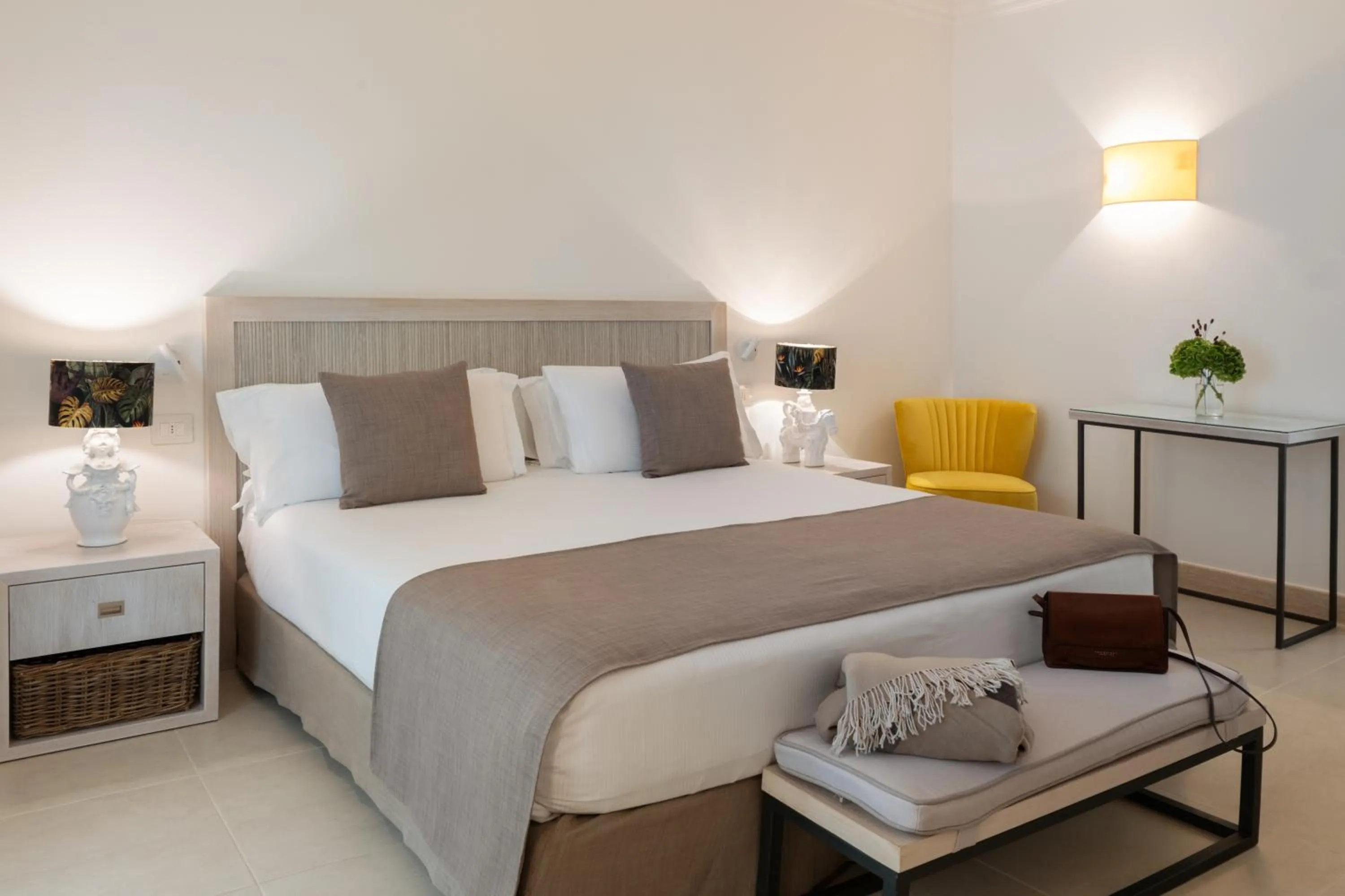 Bed in Canne Bianche Lifestyle Hotel