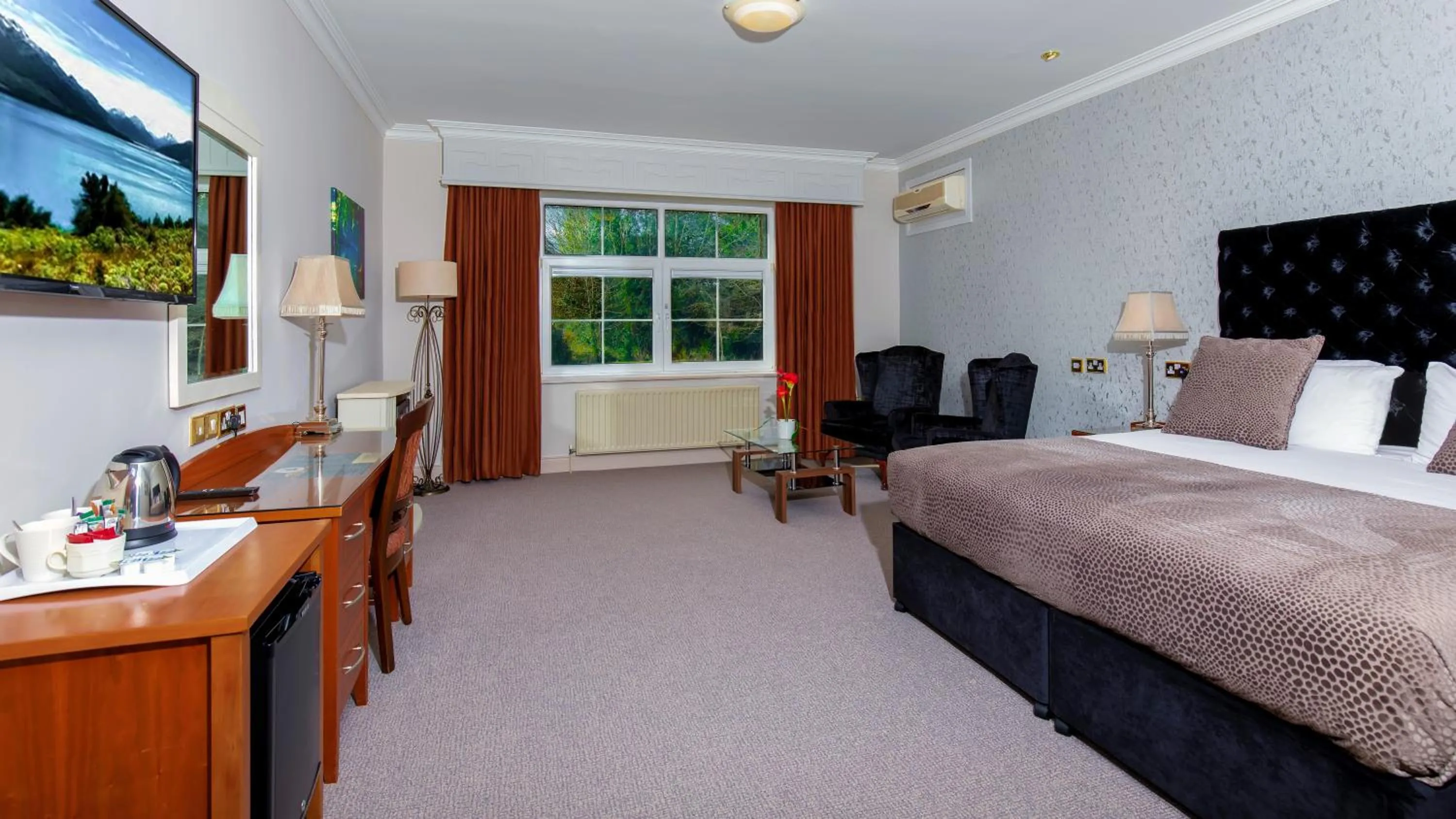 Bedroom, Bed in Brook Lodge Boutique Hotel