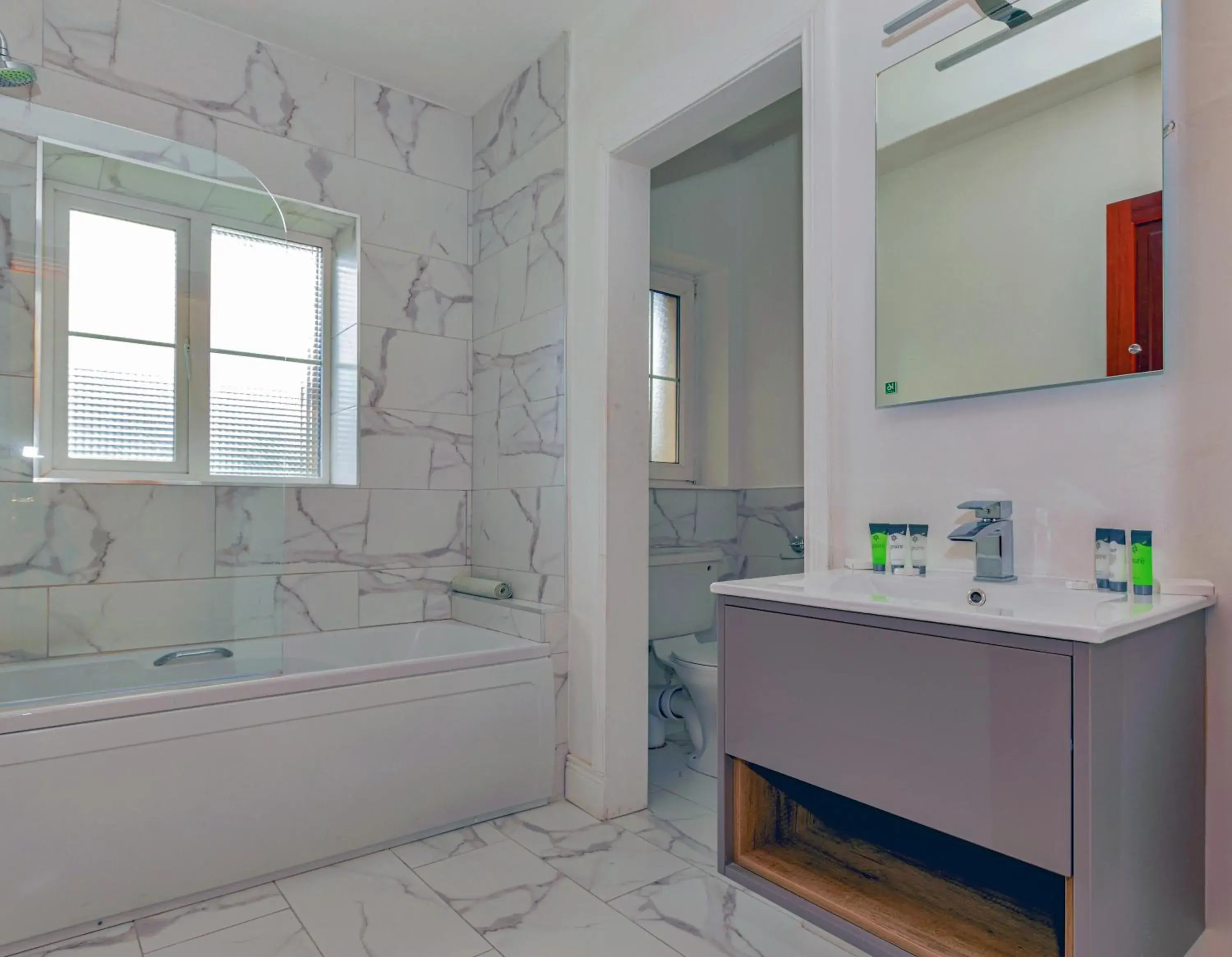 Home Suite in Brook Lodge Boutique Hotel Home Suite in Brook Lodge Boutique Hotel