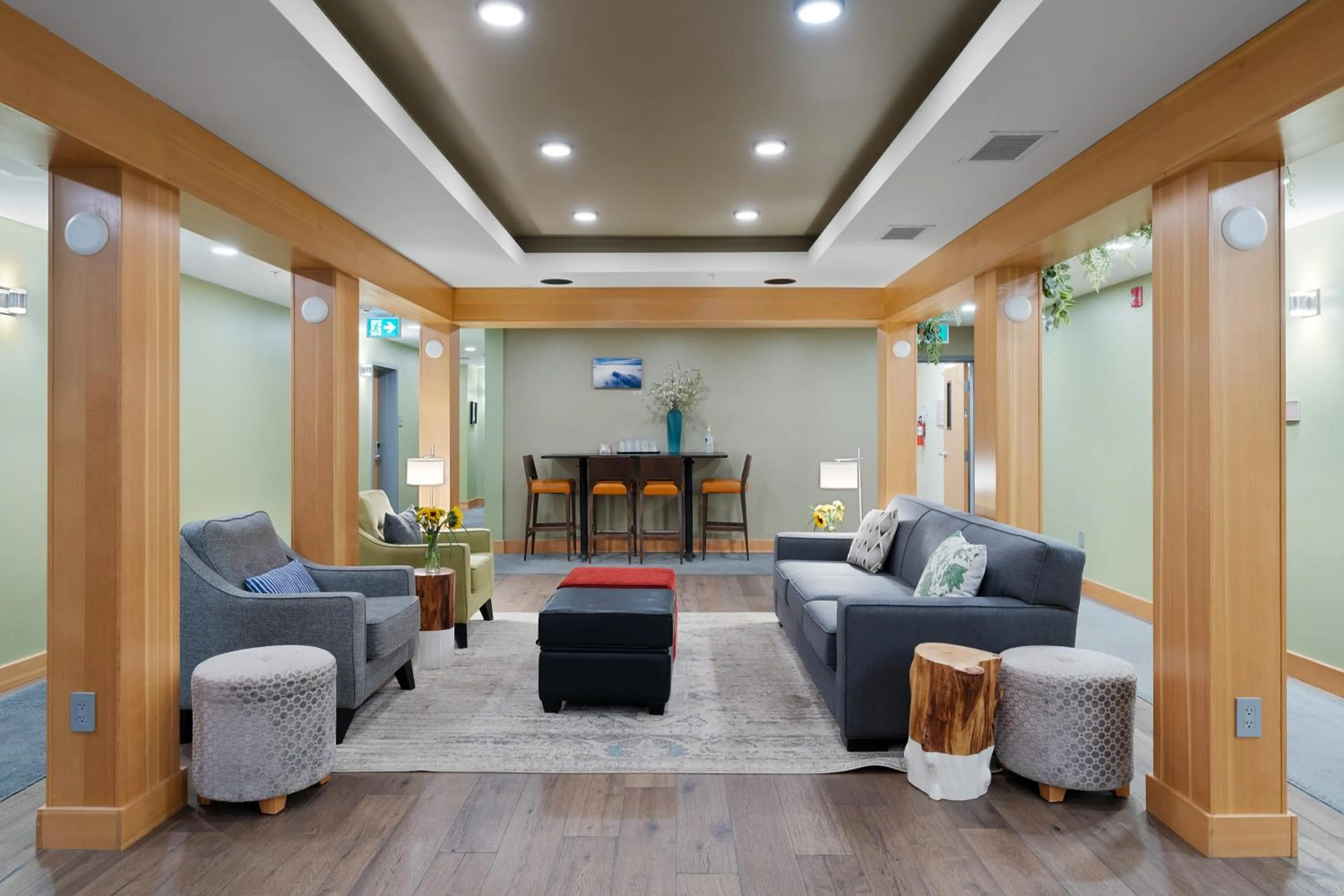 Communal lounge/ TV room in Savoy Hotel