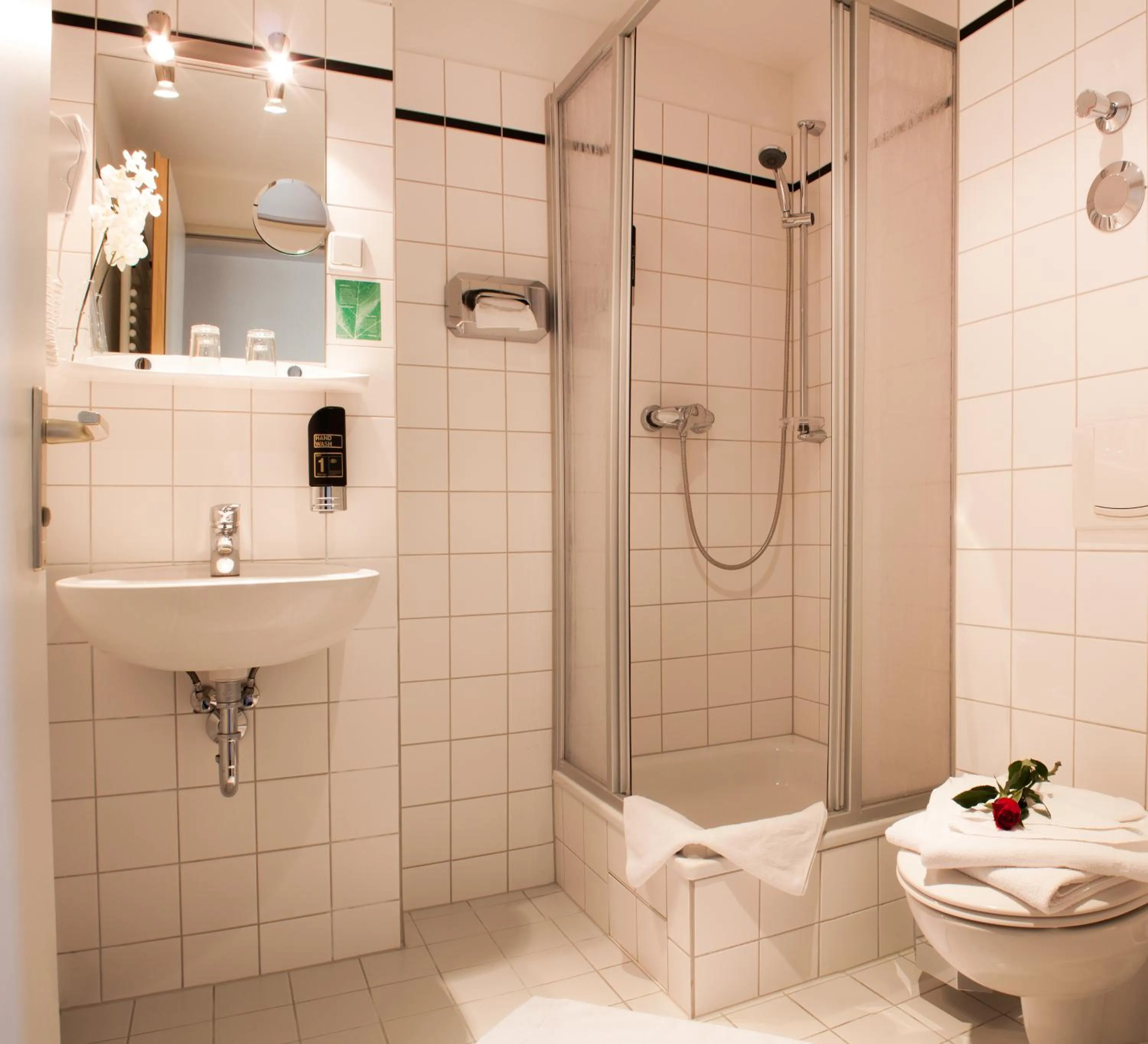 Bathroom in Hotel Ambiente Berlin City