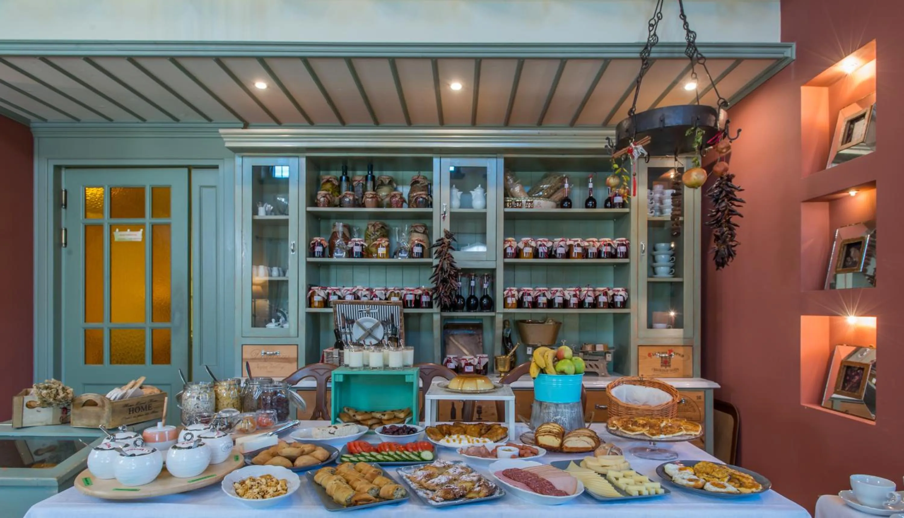 Breakfast in Pirrion Wellness Boutique Hotel