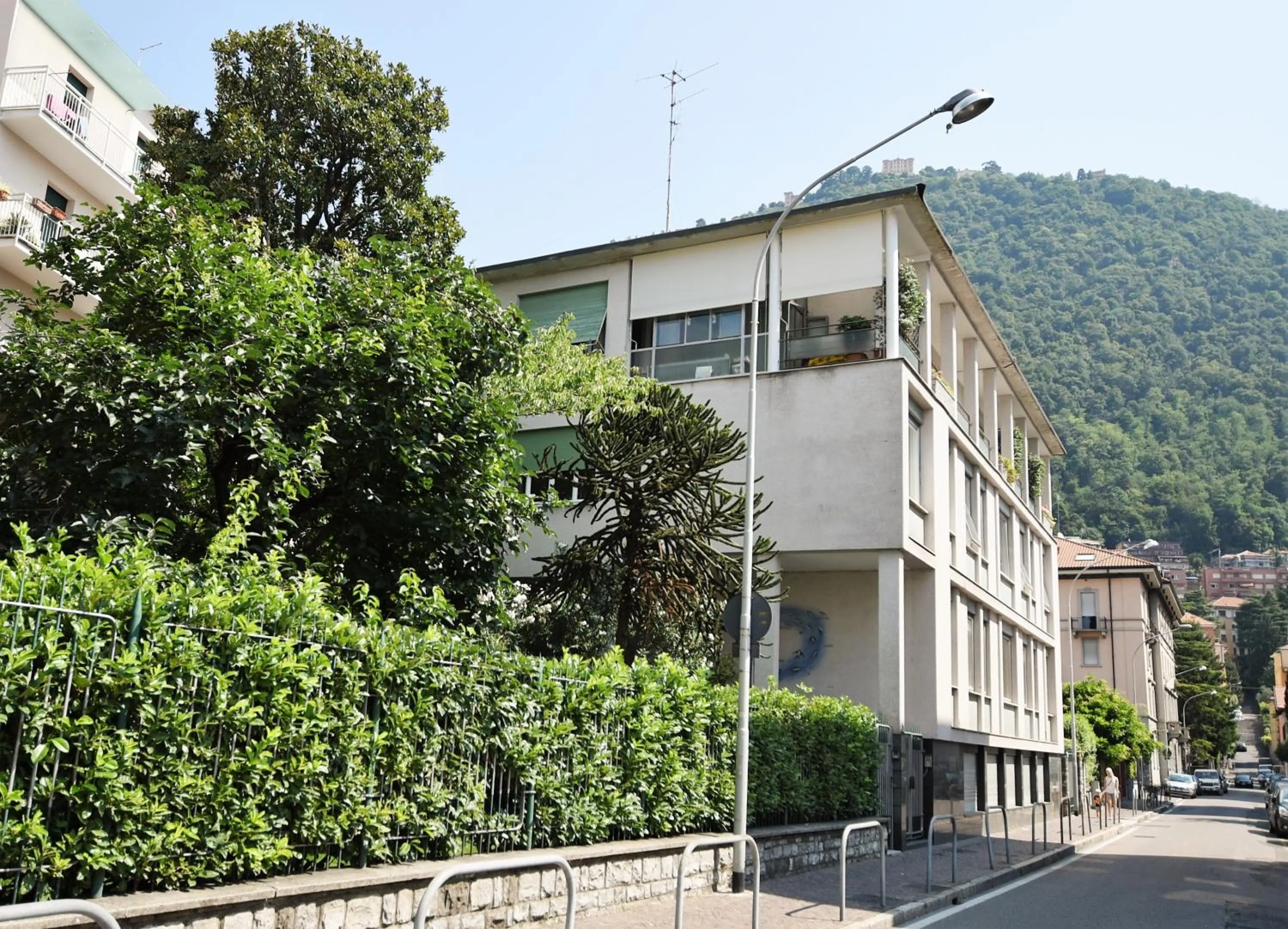 Property building in Le Rondinelle