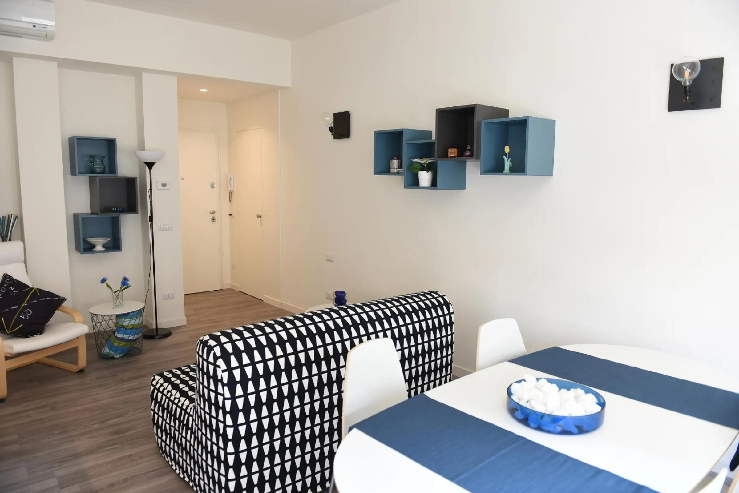 Communal lounge/ TV room in Le Rondinelle