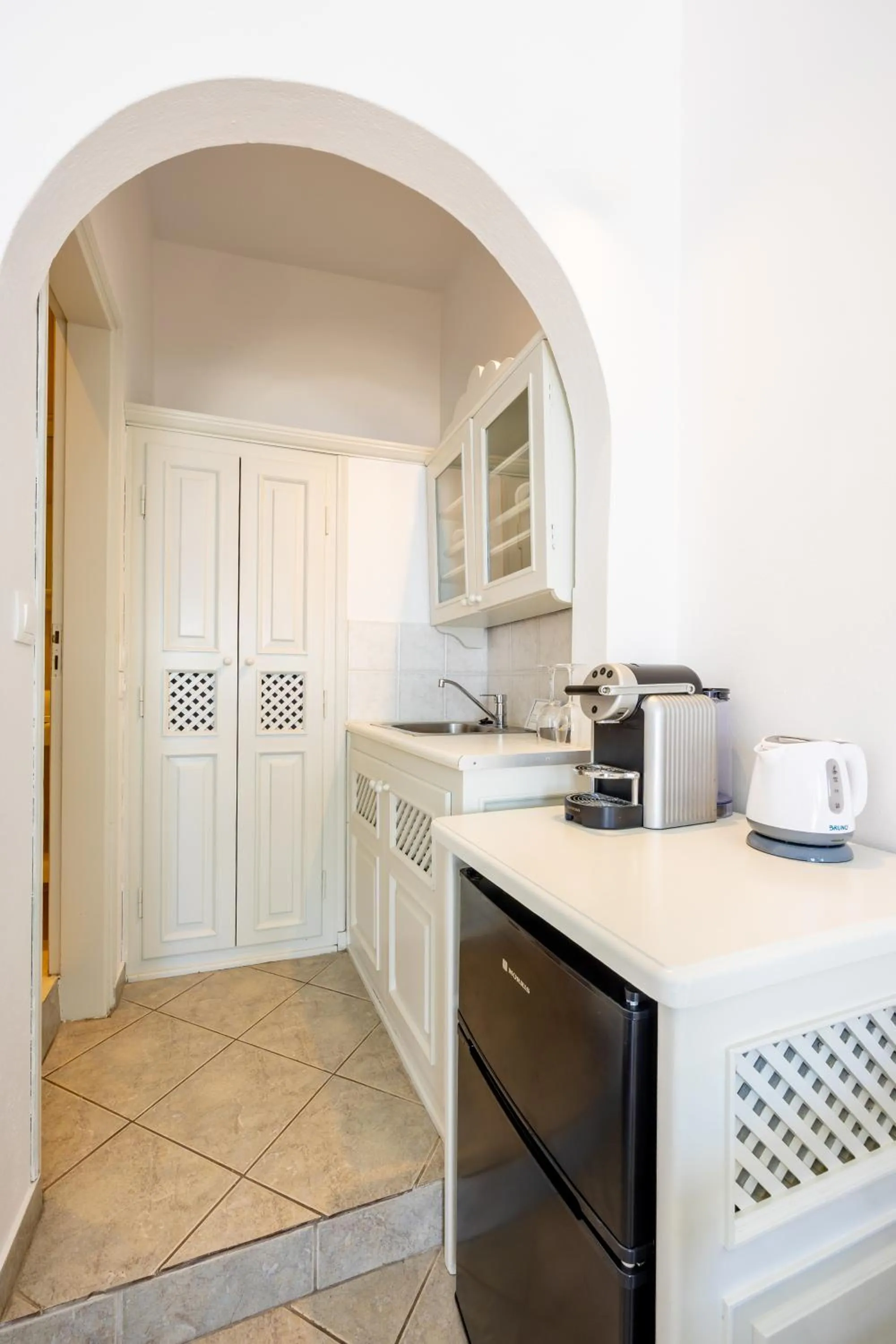 Kitchen or kitchenette in Ilioperato Hotel