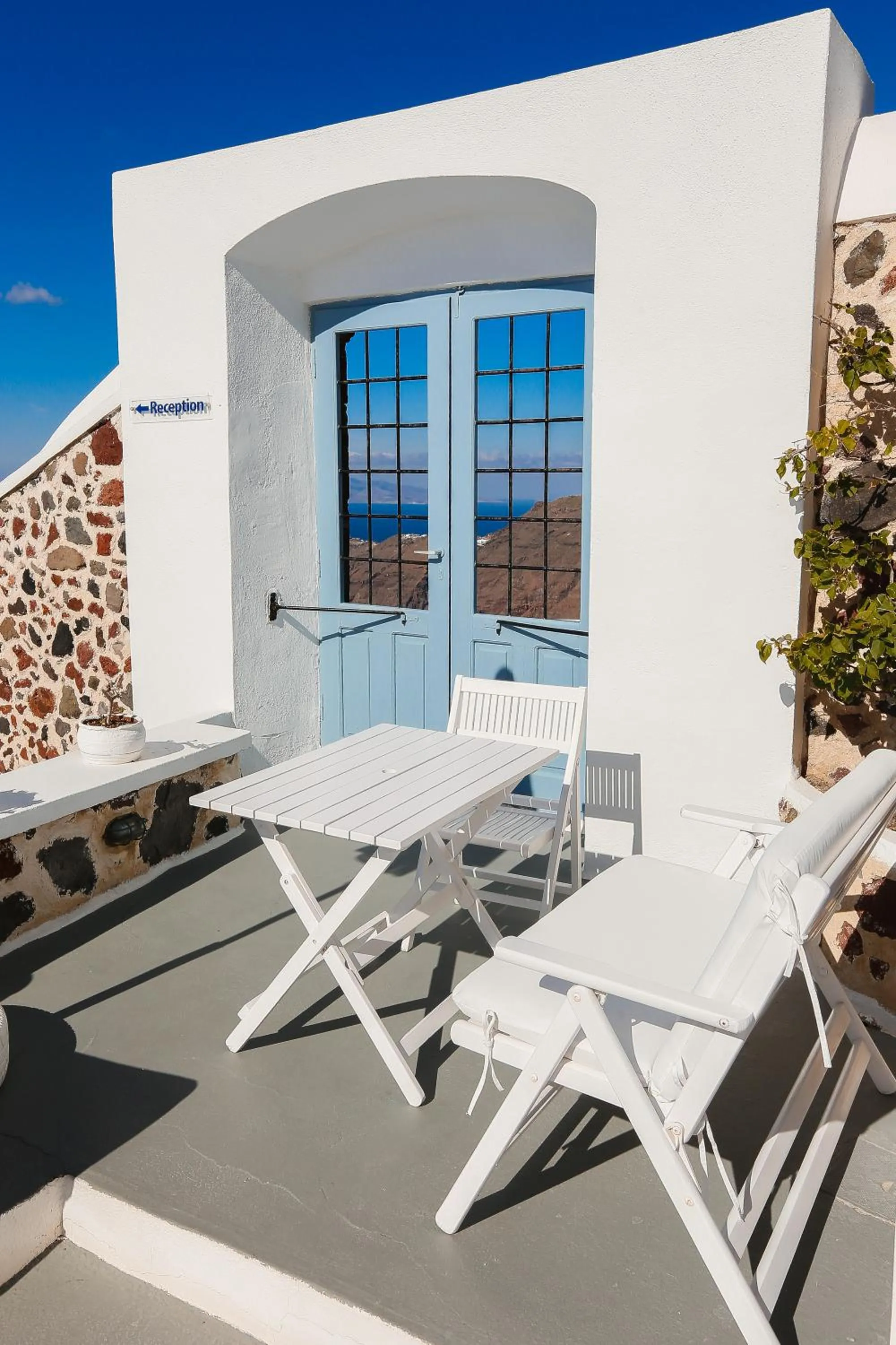 Balcony/Terrace in Ilioperato Hotel