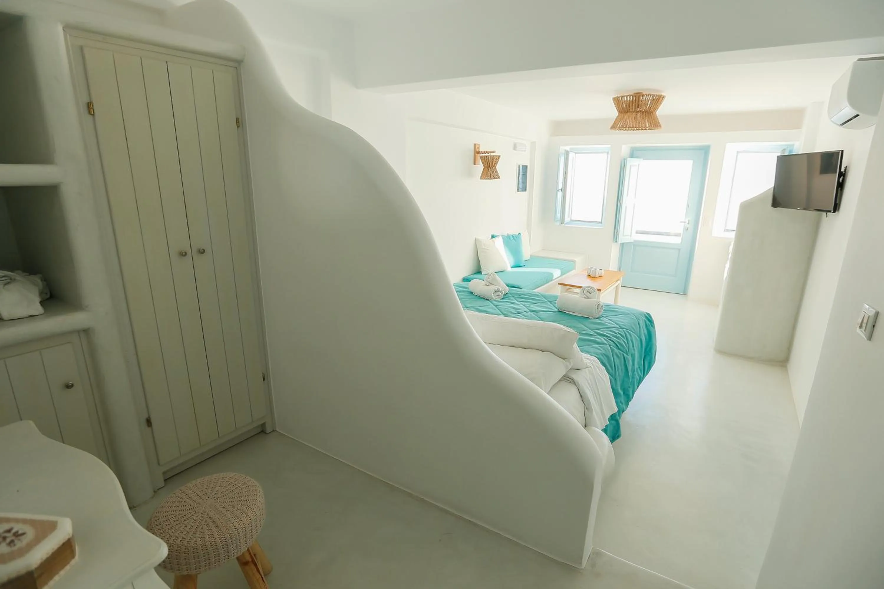 Photo of the whole room, Bed in Ilioperato Hotel