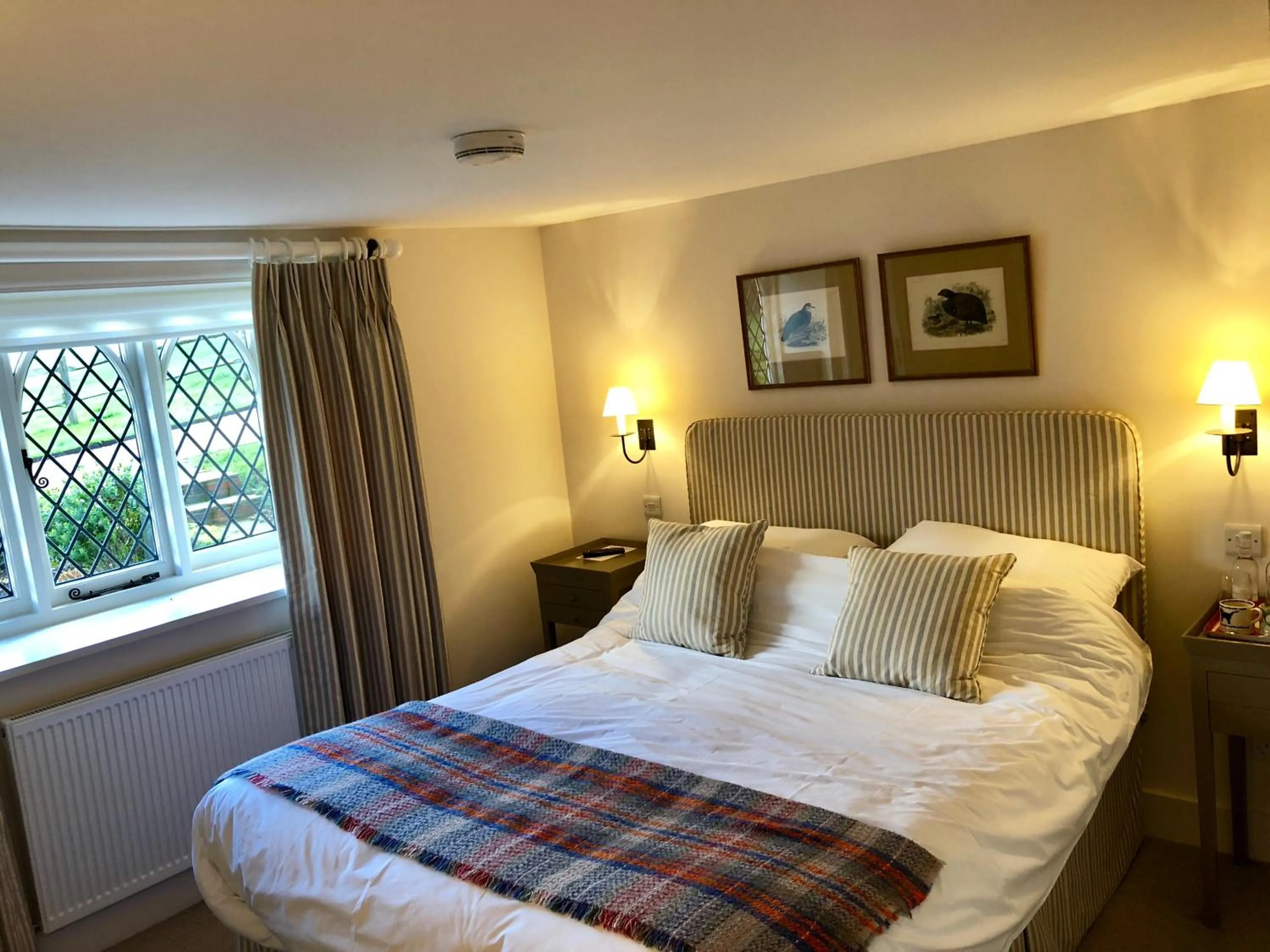Bed in The Dorset Arms Pub & Cottage Rooms