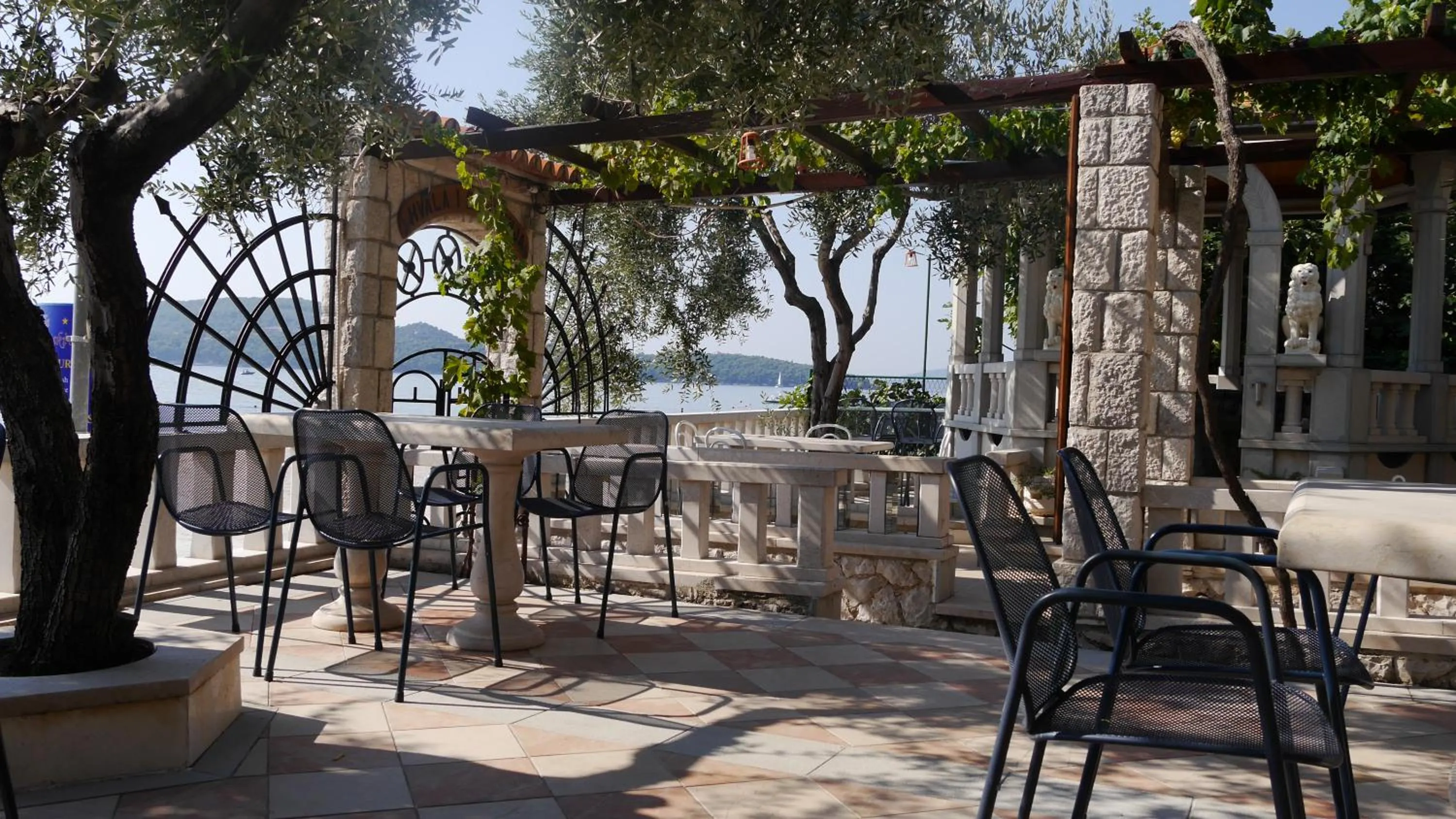 Restaurant/places to eat in Villa Segetski dvori - Tradition since 1964