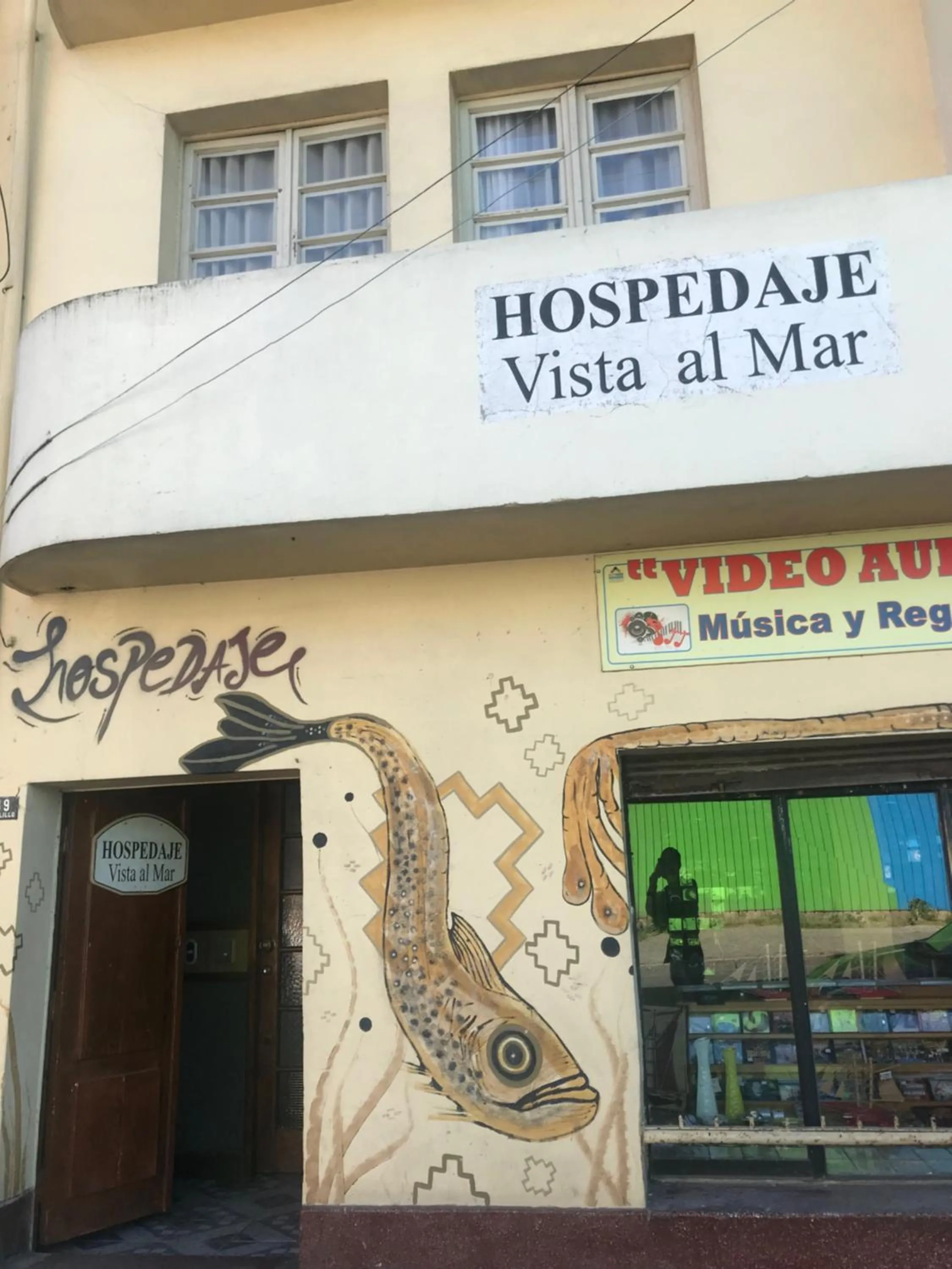 Facade/entrance in Hospedaje Vista al Mar 39