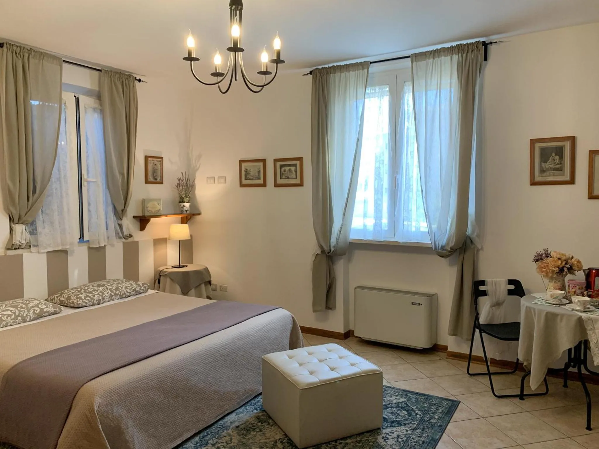 Photo of the whole room, Bed in La Meridiana Affittacamere