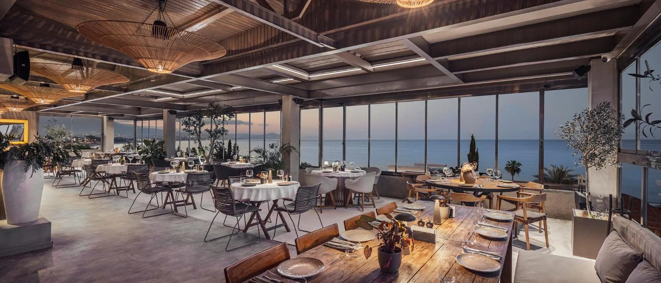 Restaurant/places to eat in Büyük Hotel