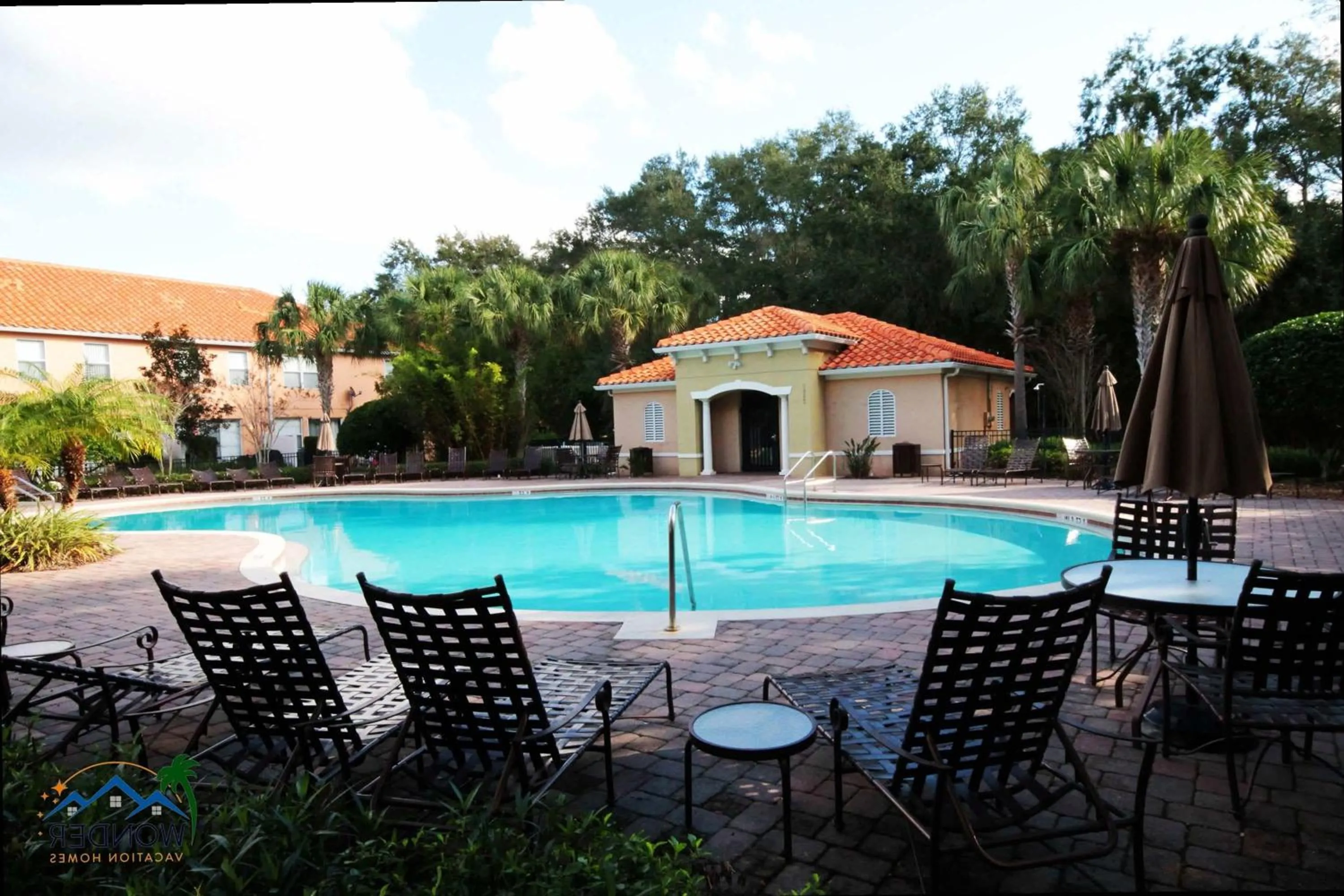 Four Bedrooms TownHome 5122