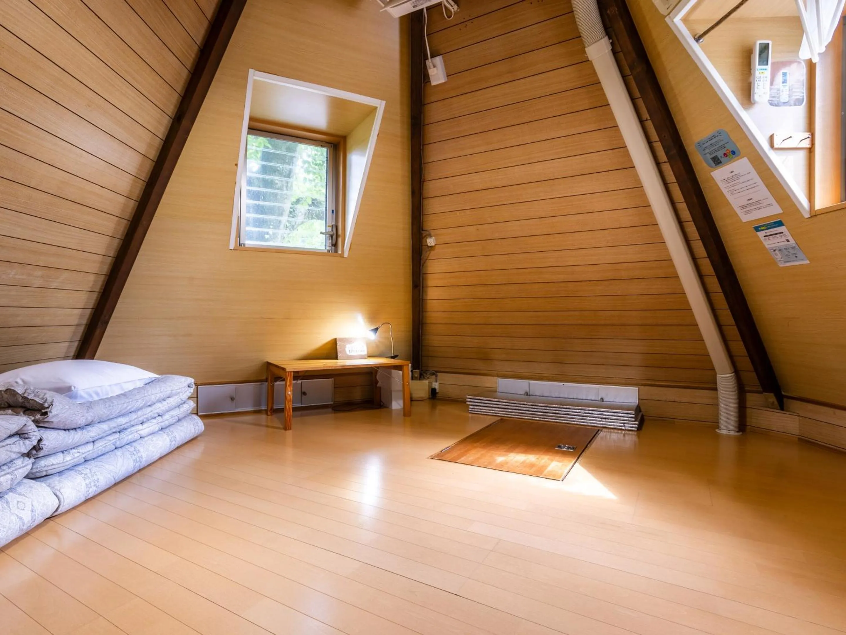 Photo of the whole room in Lodge Kiyokawa