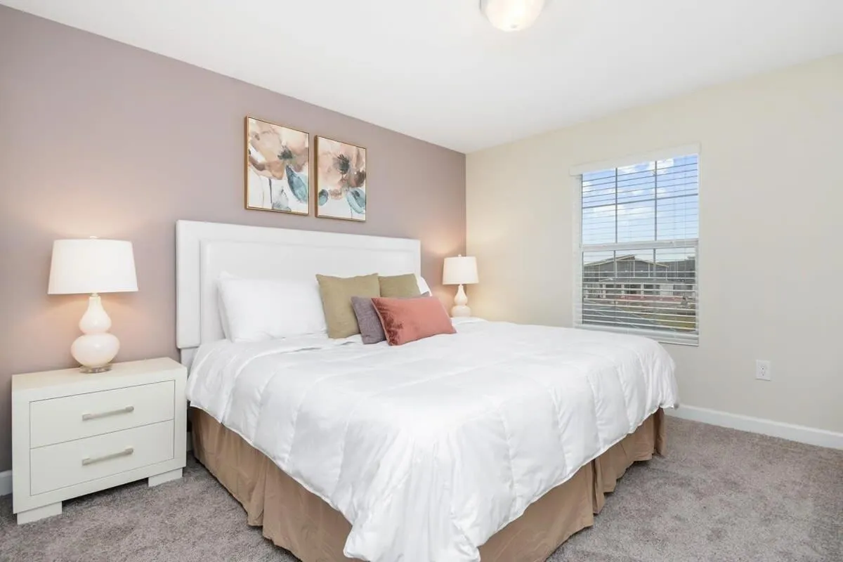 Bed in Four Bedrooms w/ Pool TownHome 4841