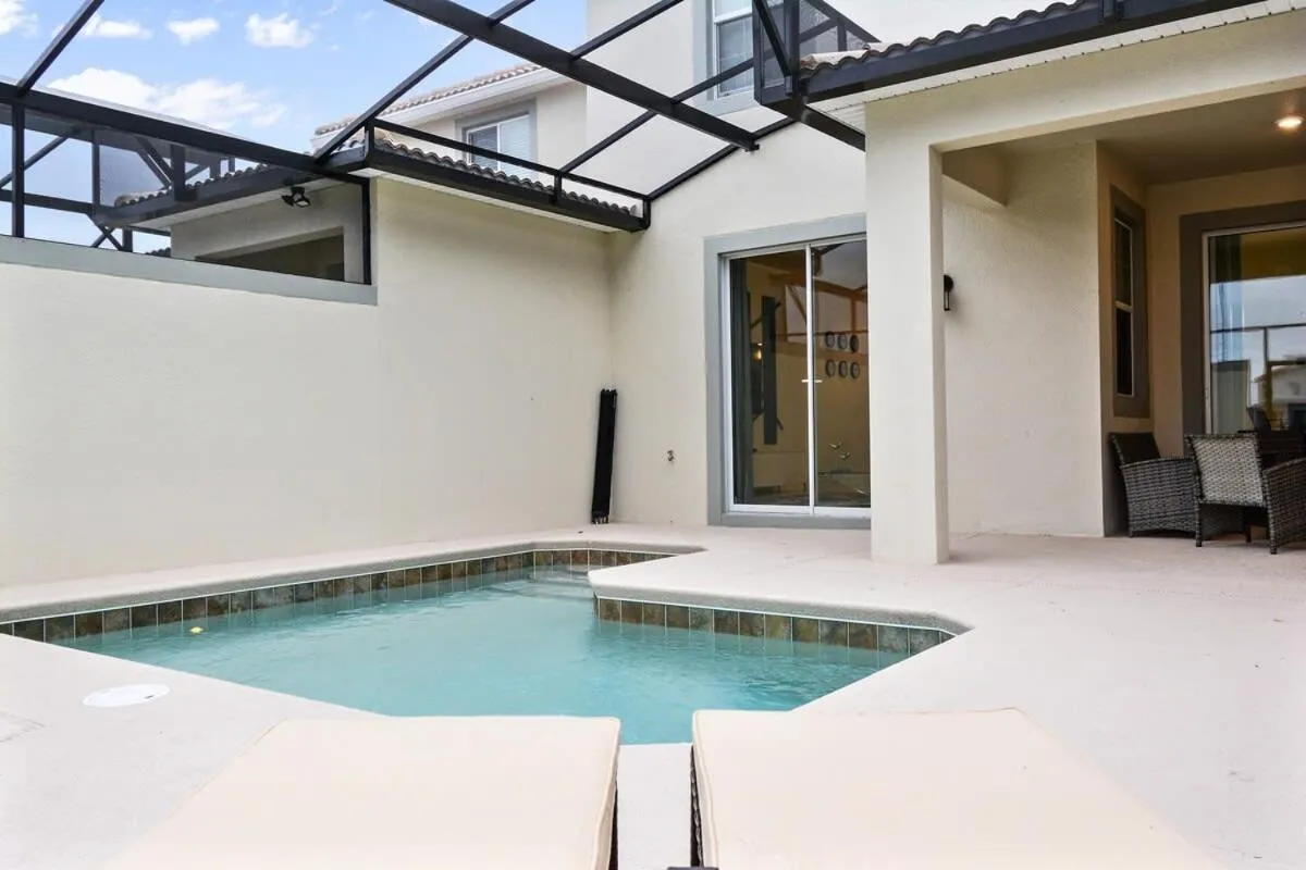 Four Bedrooms w/ Pool TownHome 4841