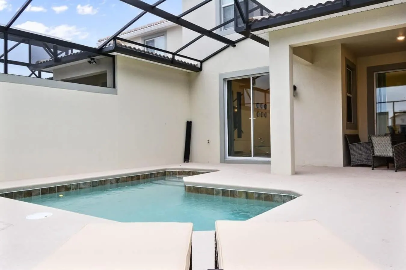 Four Bedrooms w/ Pool TownHome 4841