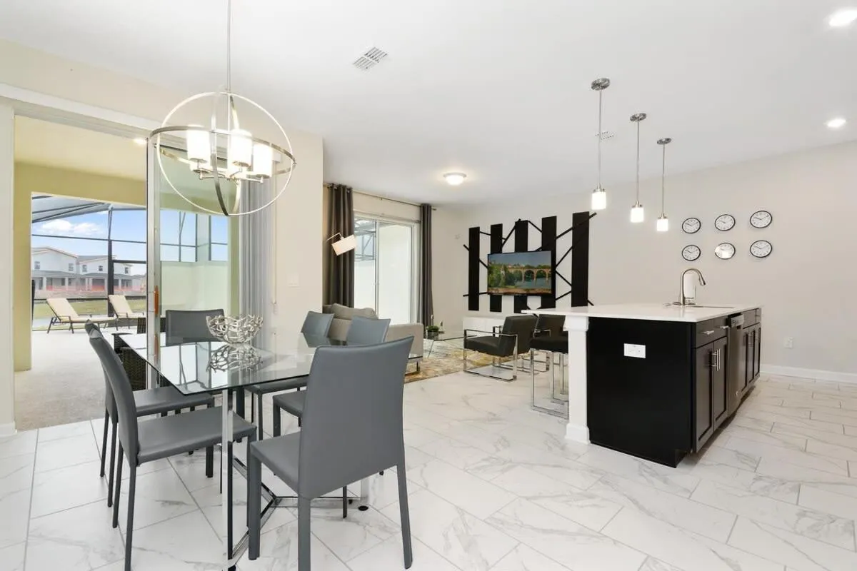 Four Bedrooms w/ Pool TownHome 4841