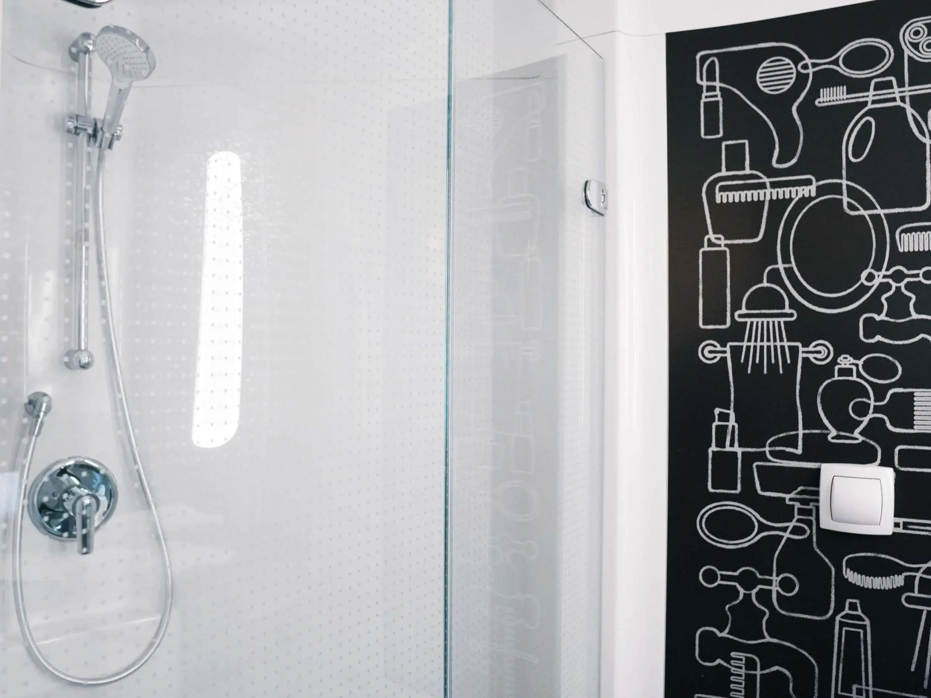 Bedroom in ibis Caen Porte De Bretagne Bedroom in ibis Caen Porte De Bretagne