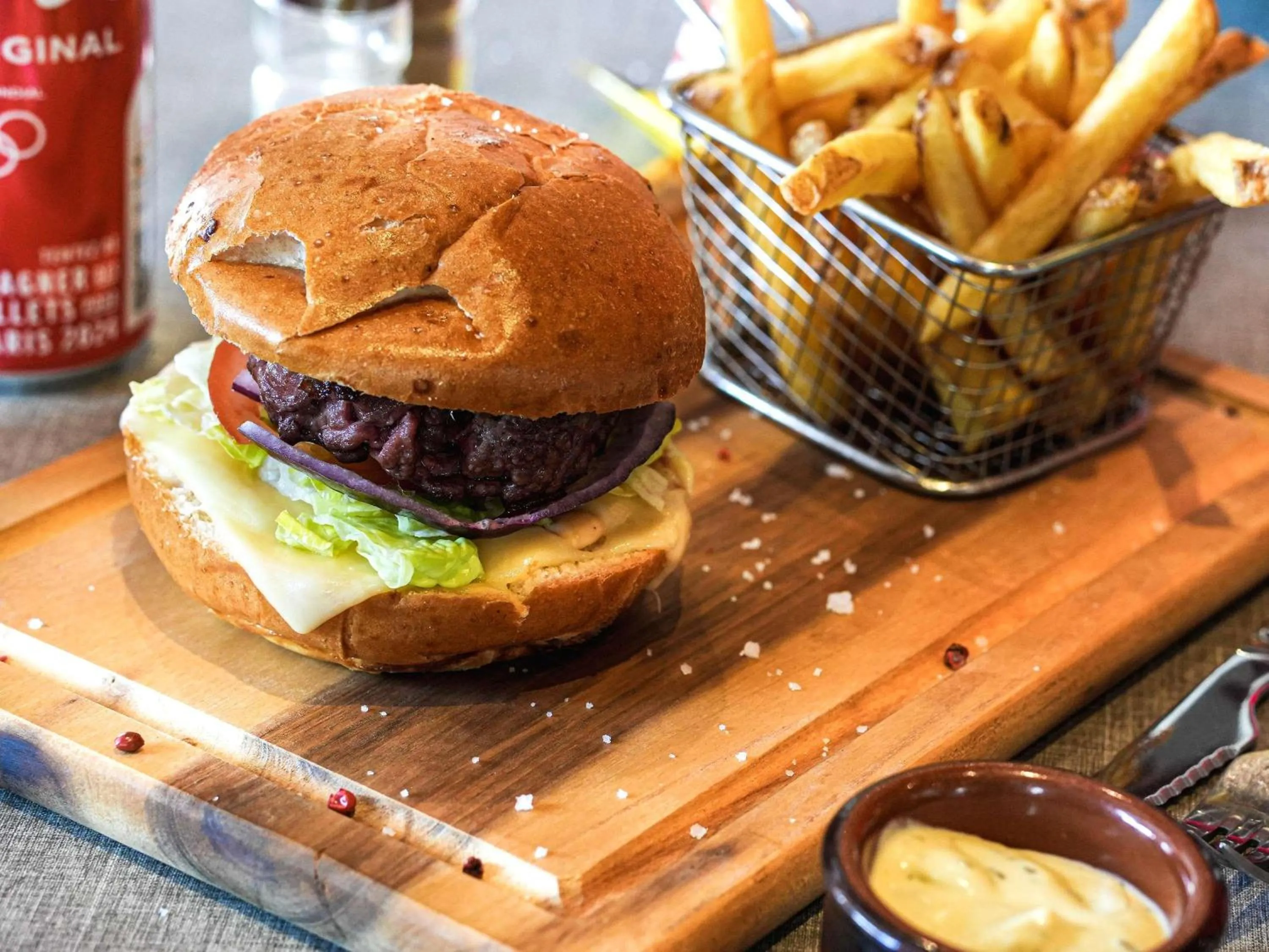 Restaurant/places to eat in ibis Caen Porte De Bretagne