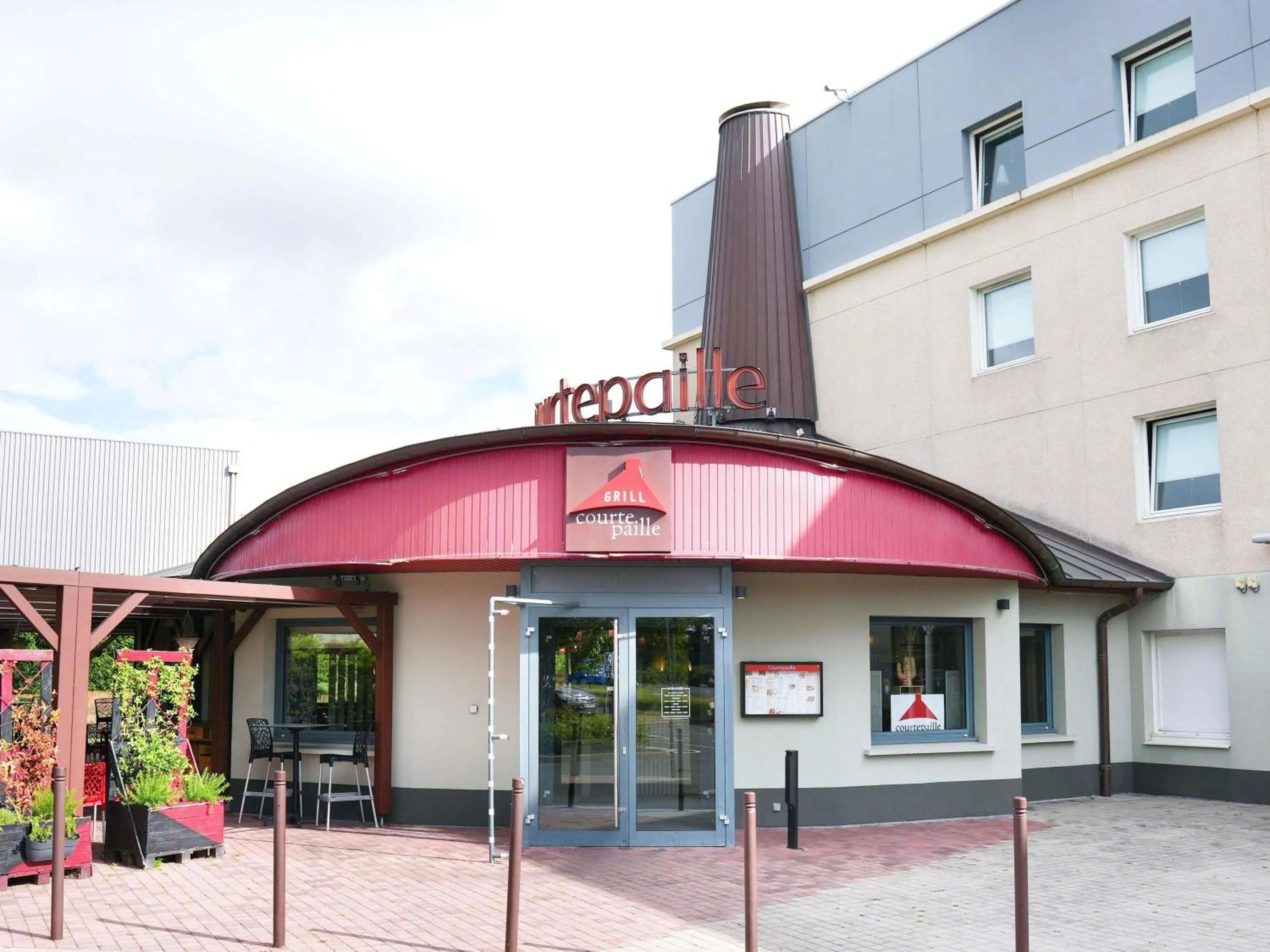 Property building in ibis Caen Porte De Bretagne