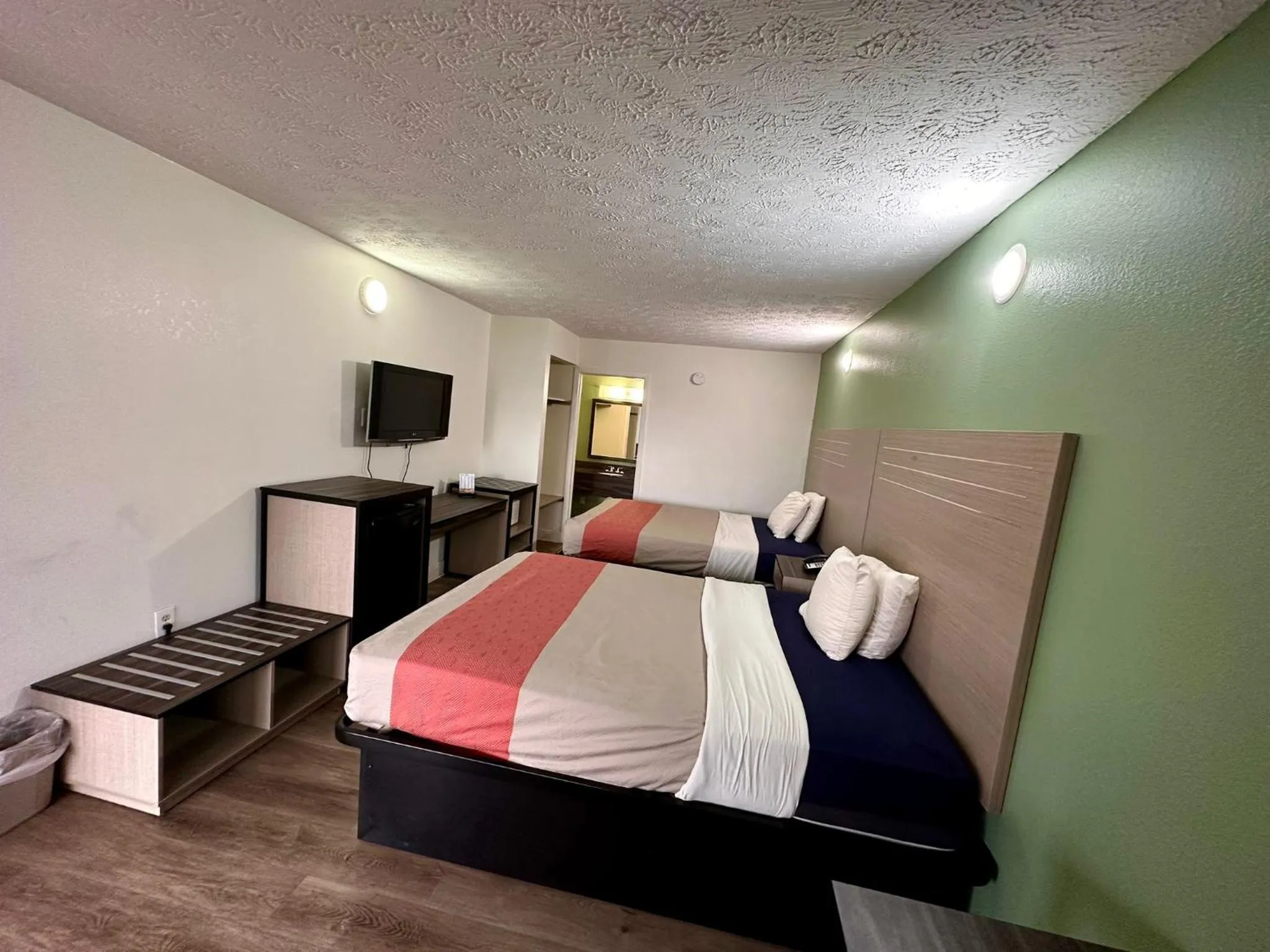 Bed in Briarstone Inn