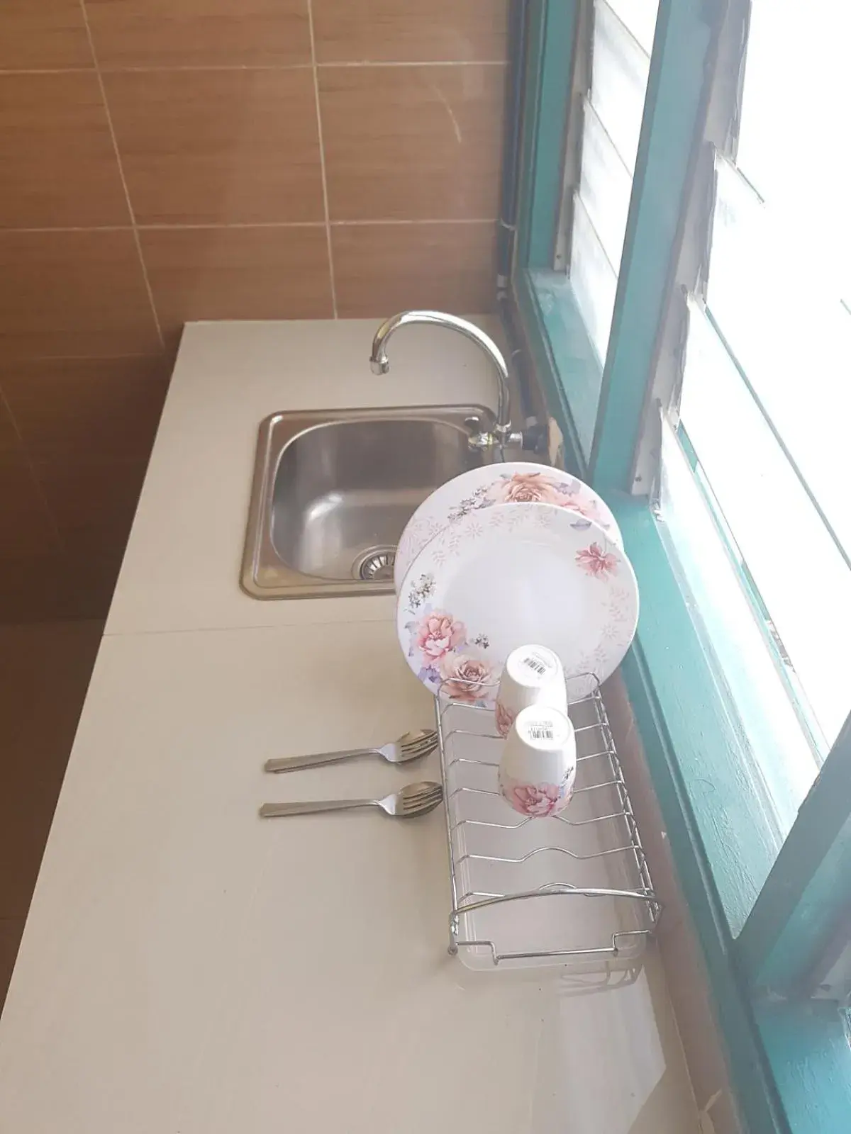 Kitchen or kitchenette, Bathroom in MAHA Hotel