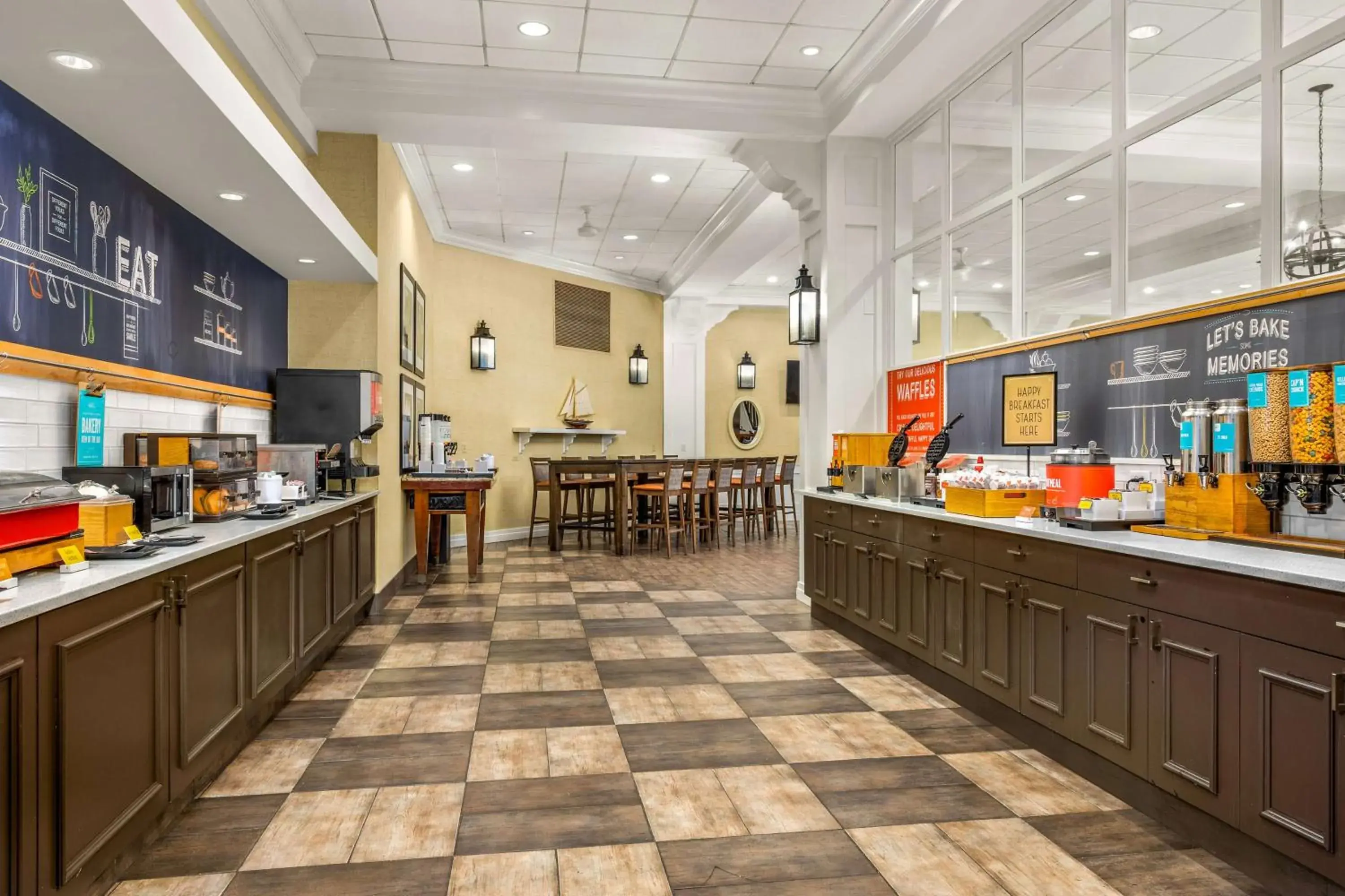 Food and drinks in Hampton Inn Boston-Natick Food and drinks in Hampton Inn Boston-Natick