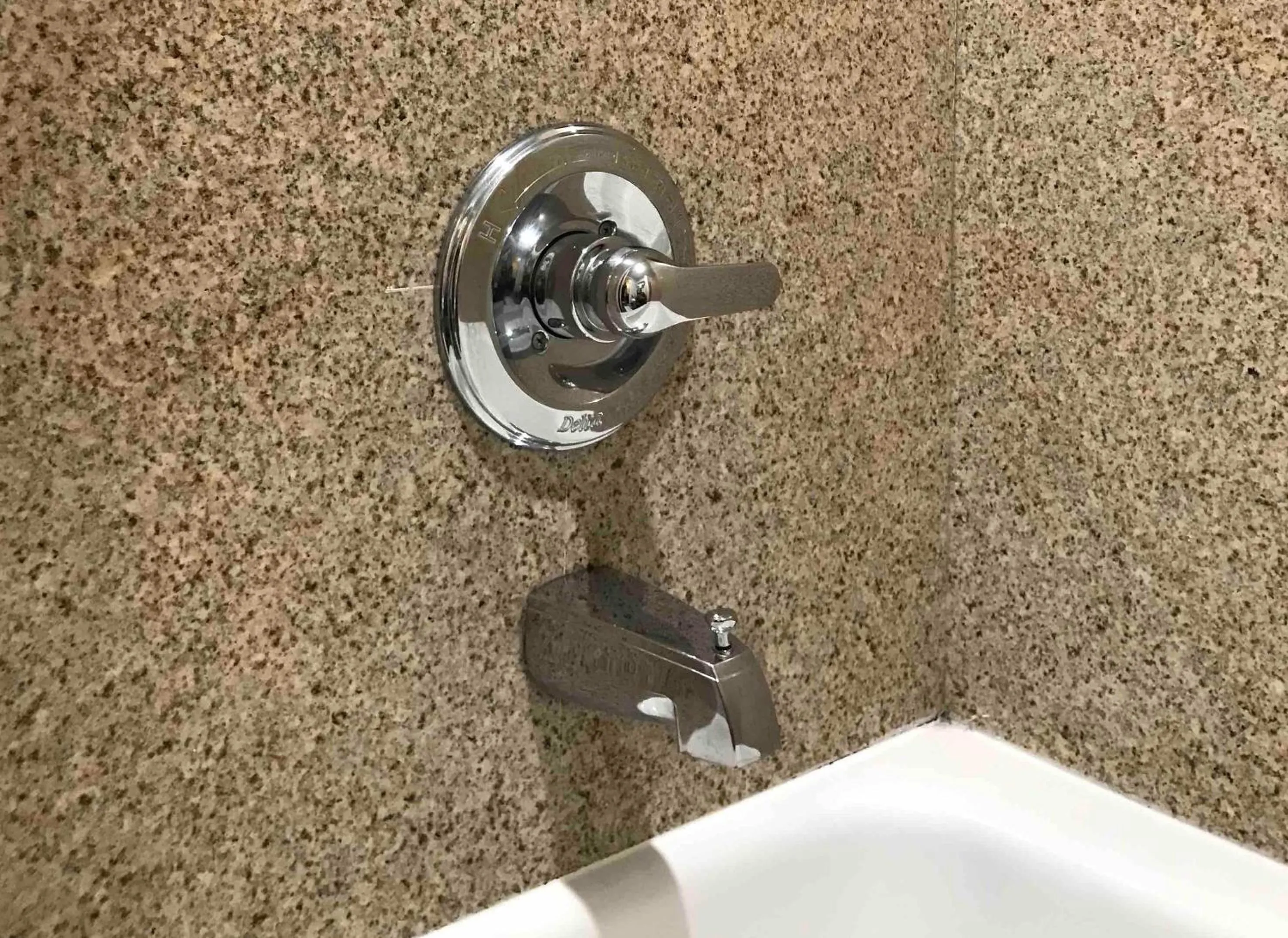 Bathroom in Walnut Inn - Checotah