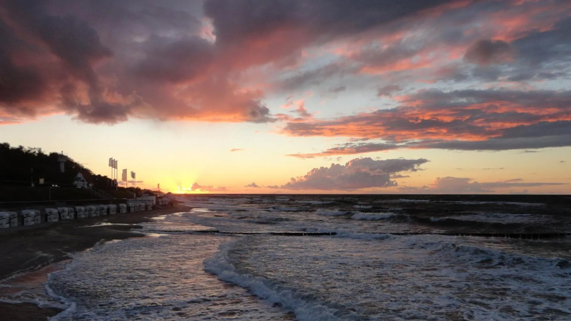 Beach in Hotel Edison