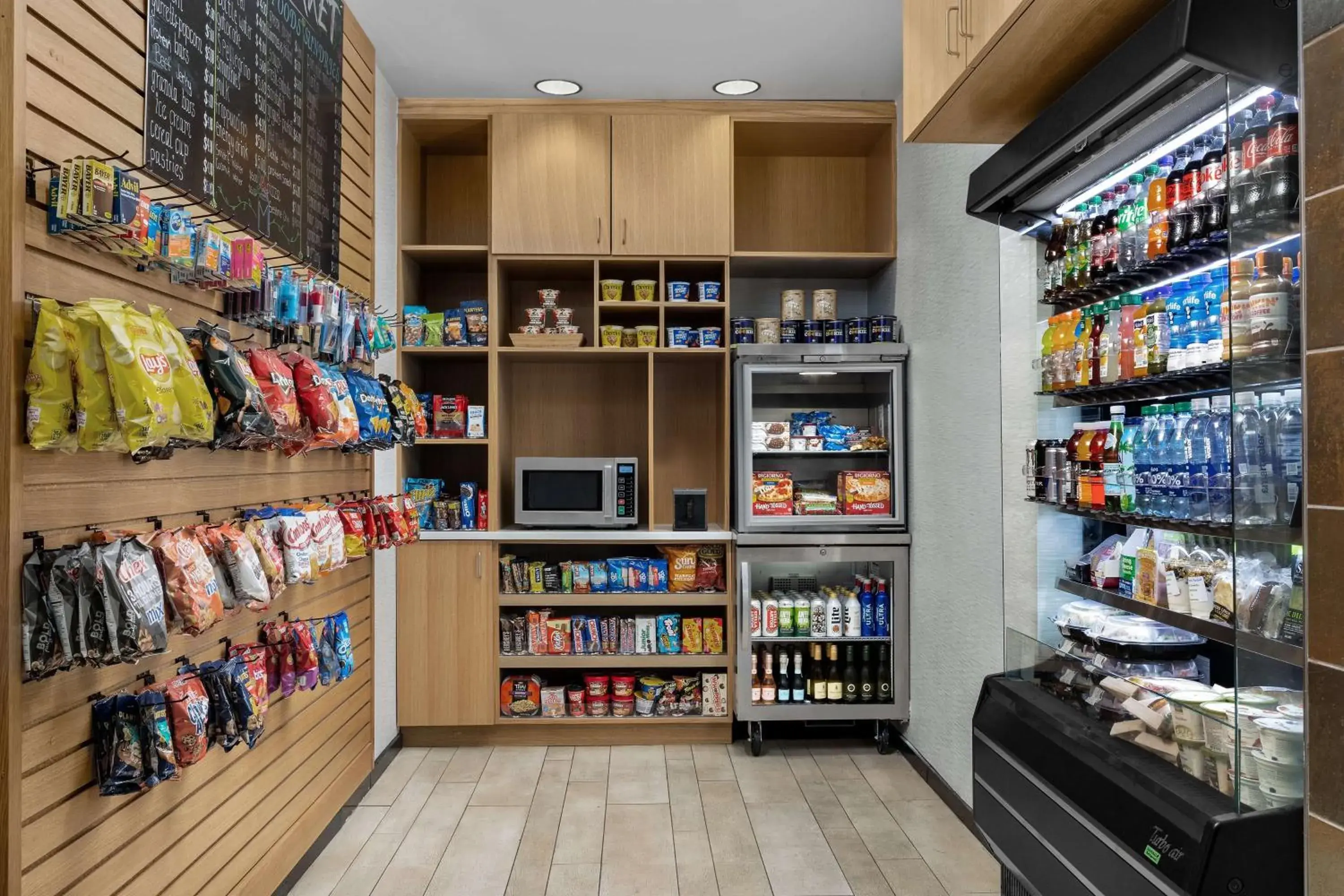 Restaurant/places to eat in DoubleTree by Hilton Chicago O'Hare Airport-Rosemont Restaurant/places to eat in DoubleTree by Hilton Chicago O'Hare Airport-Rosemont