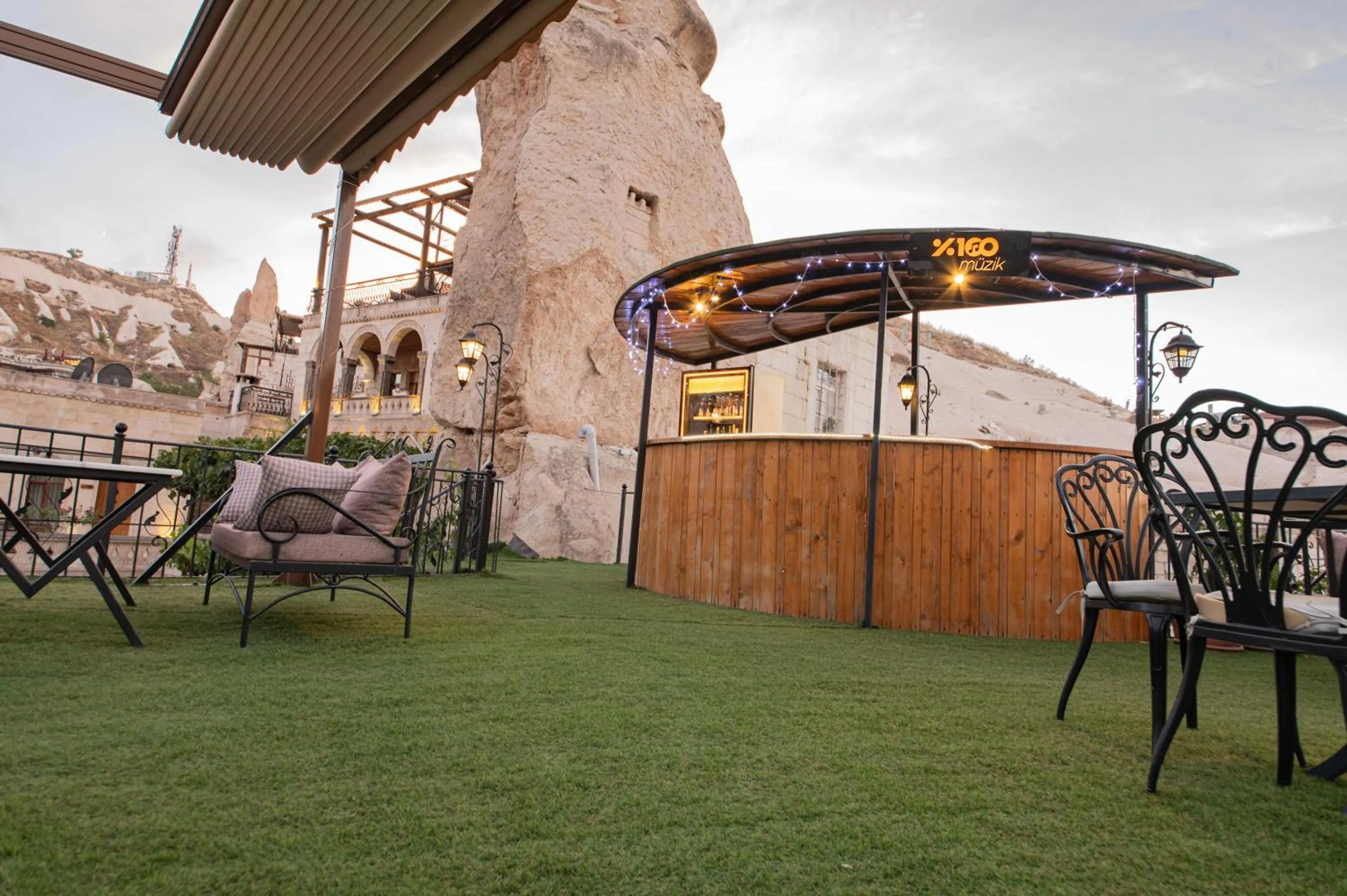 Patio in Roma Cave Suite