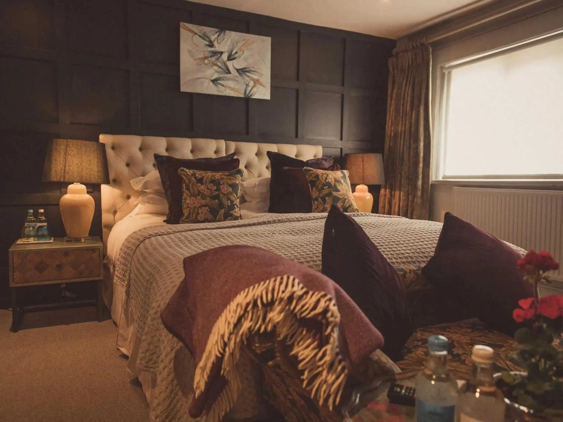 Bed in The Greyhound on the Test Hotel