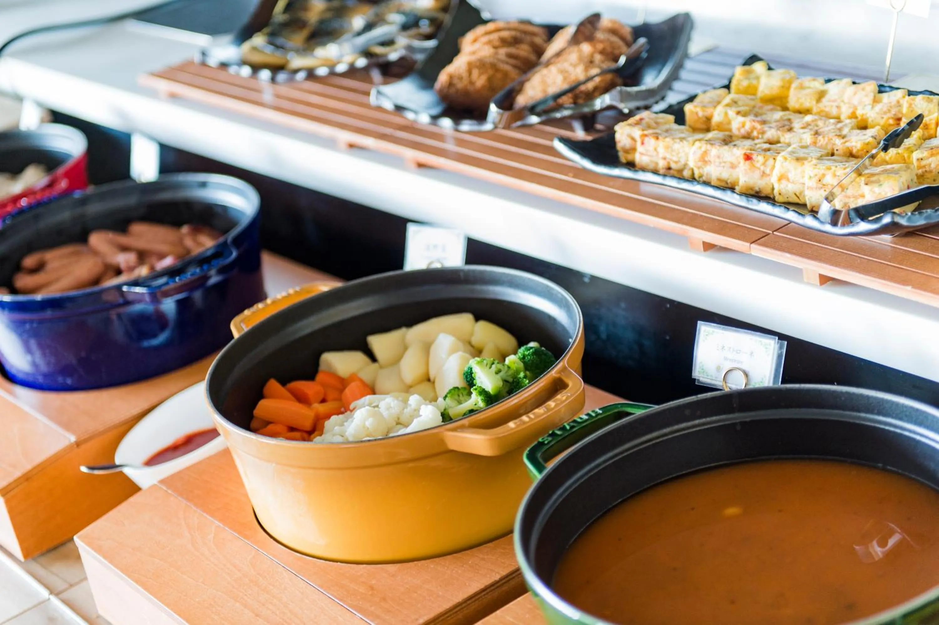 Buffet breakfast in Hotel Ole