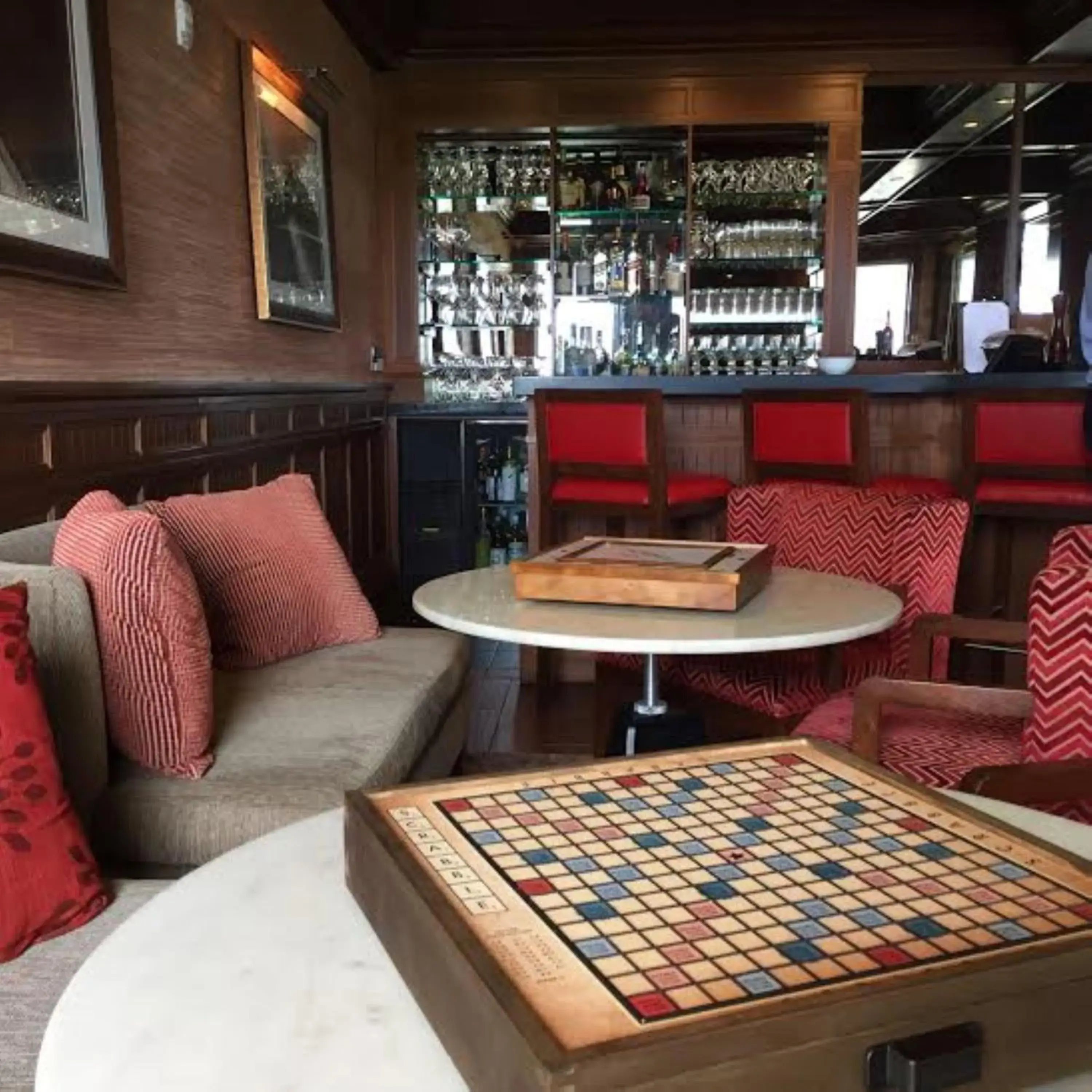 Lounge or bar in Inn By the Sea Lounge or bar in Inn By the Sea