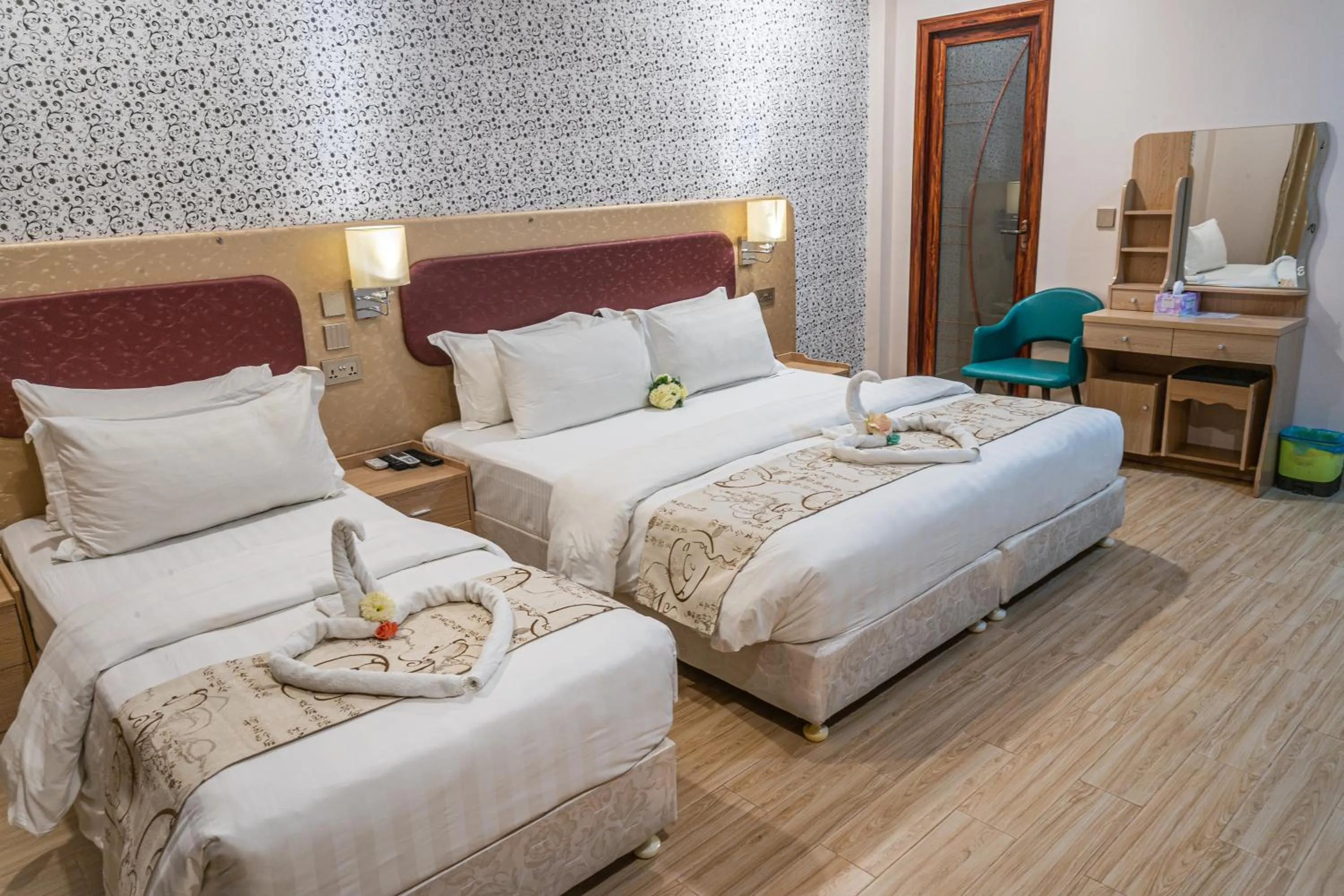 Bed in Sunrise Beach