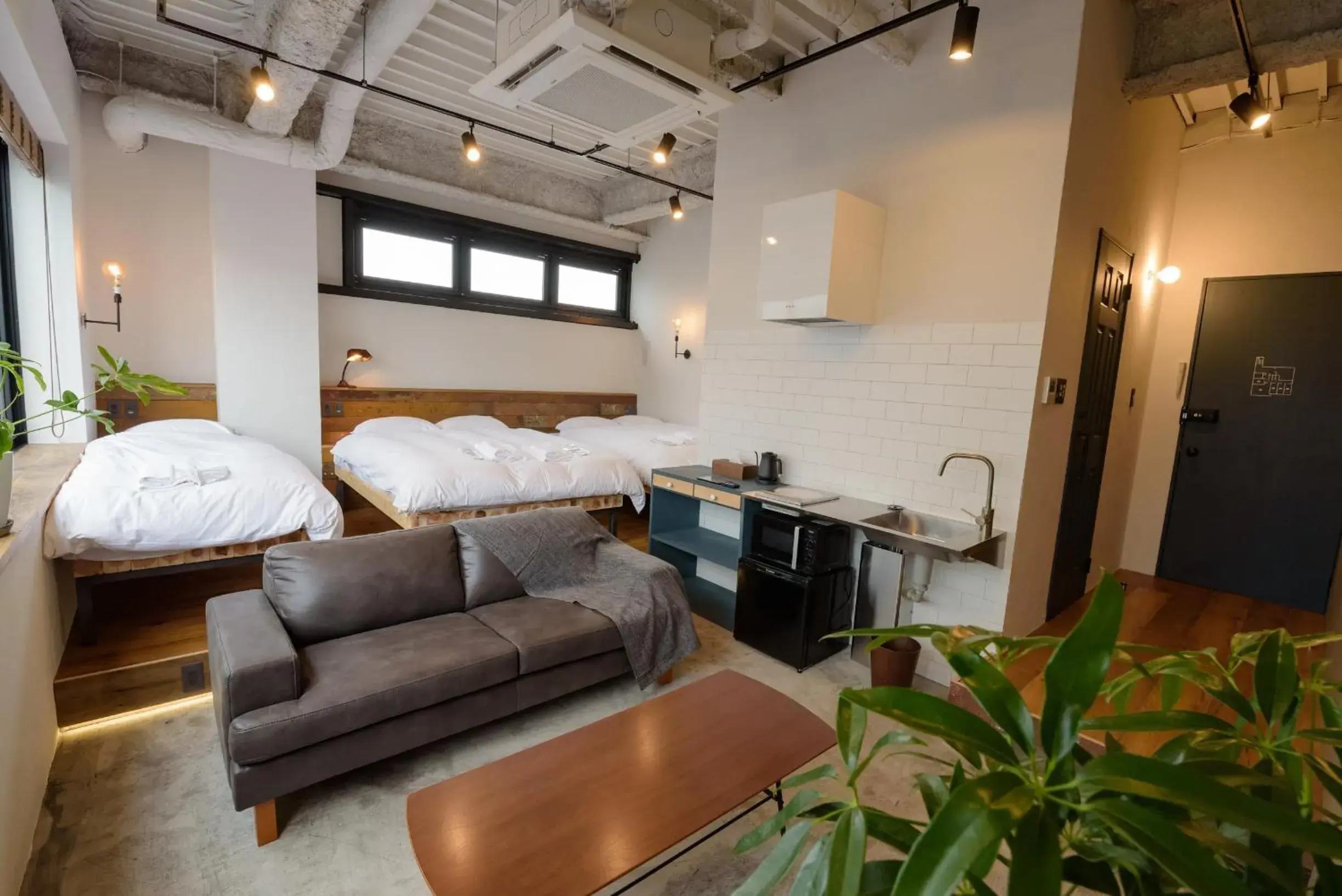 Day, Bed in mizuka Imaizumi 1 - unmanned hotel - Day, Bed in mizuka Imaizumi 1 - unmanned hotel -